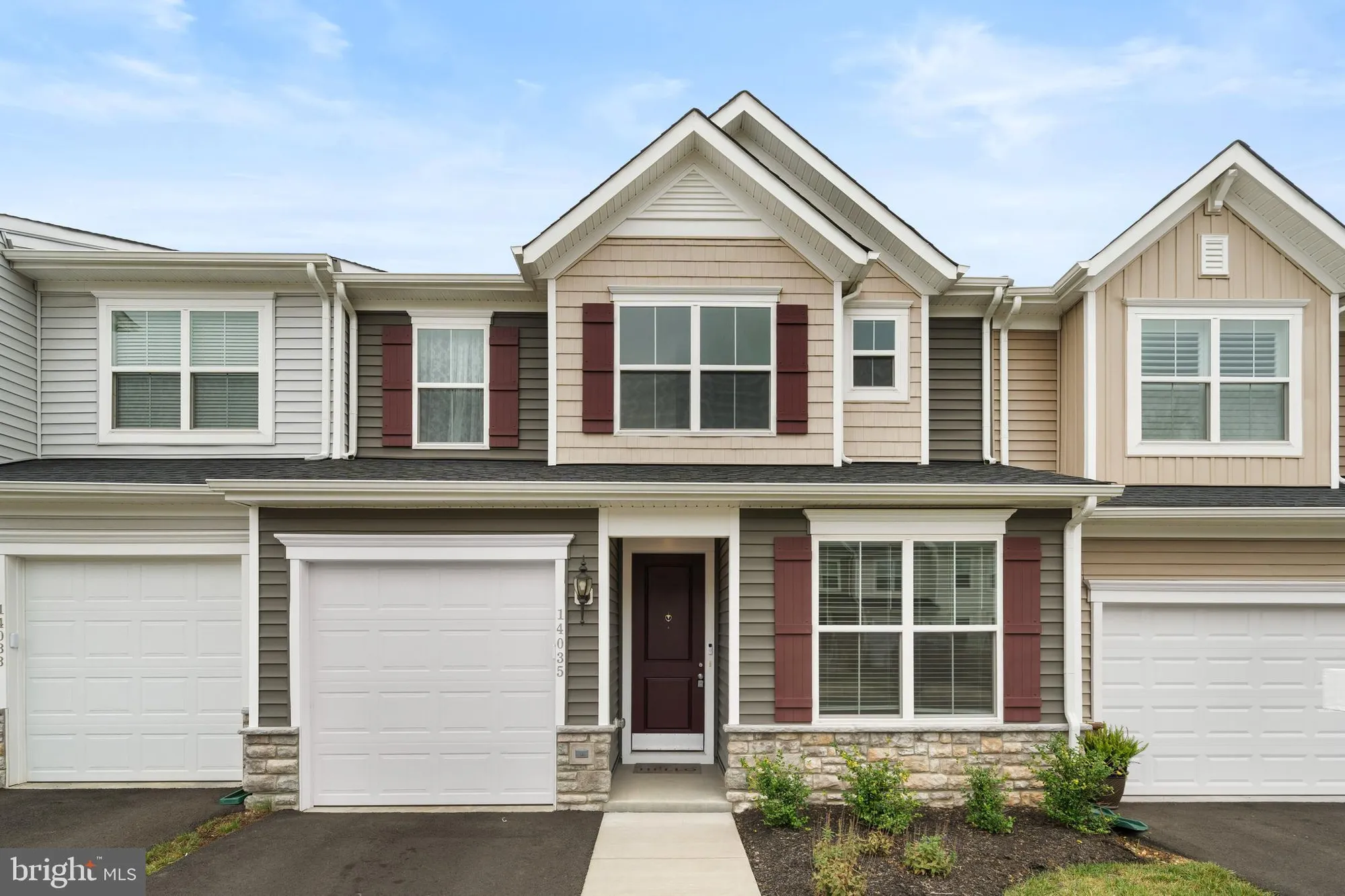 Property Slideshow image 1 of 41 | 14035 madrona ln, Woodbridge, VA, 22193