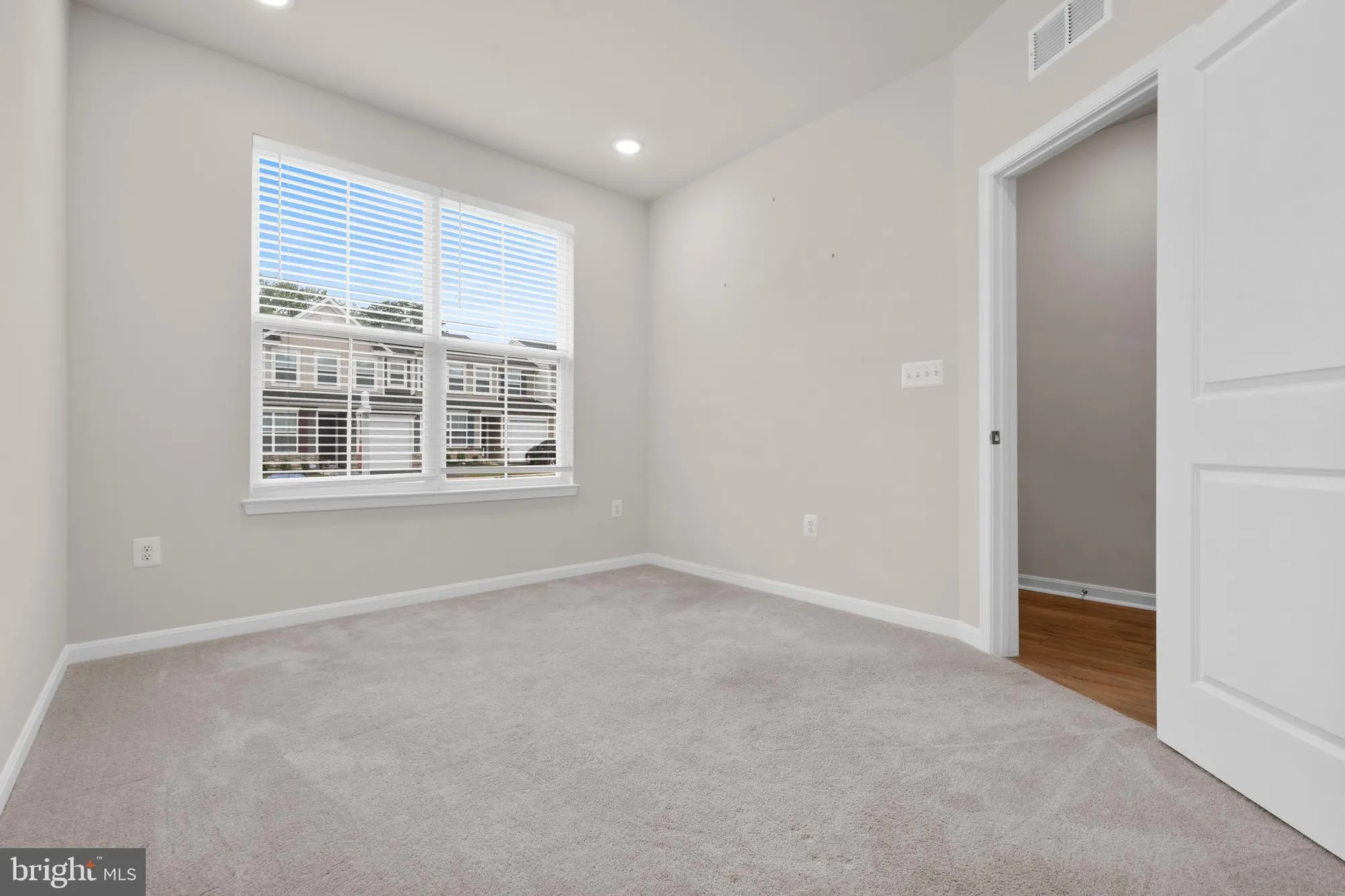 Property Slideshow image 25 of 41 | 14035 madrona ln, Woodbridge, VA, 22193