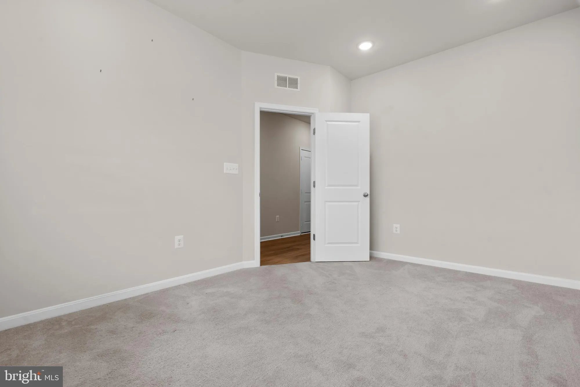 Property Slideshow image 26 of 41 | 14035 madrona ln, Woodbridge, VA, 22193