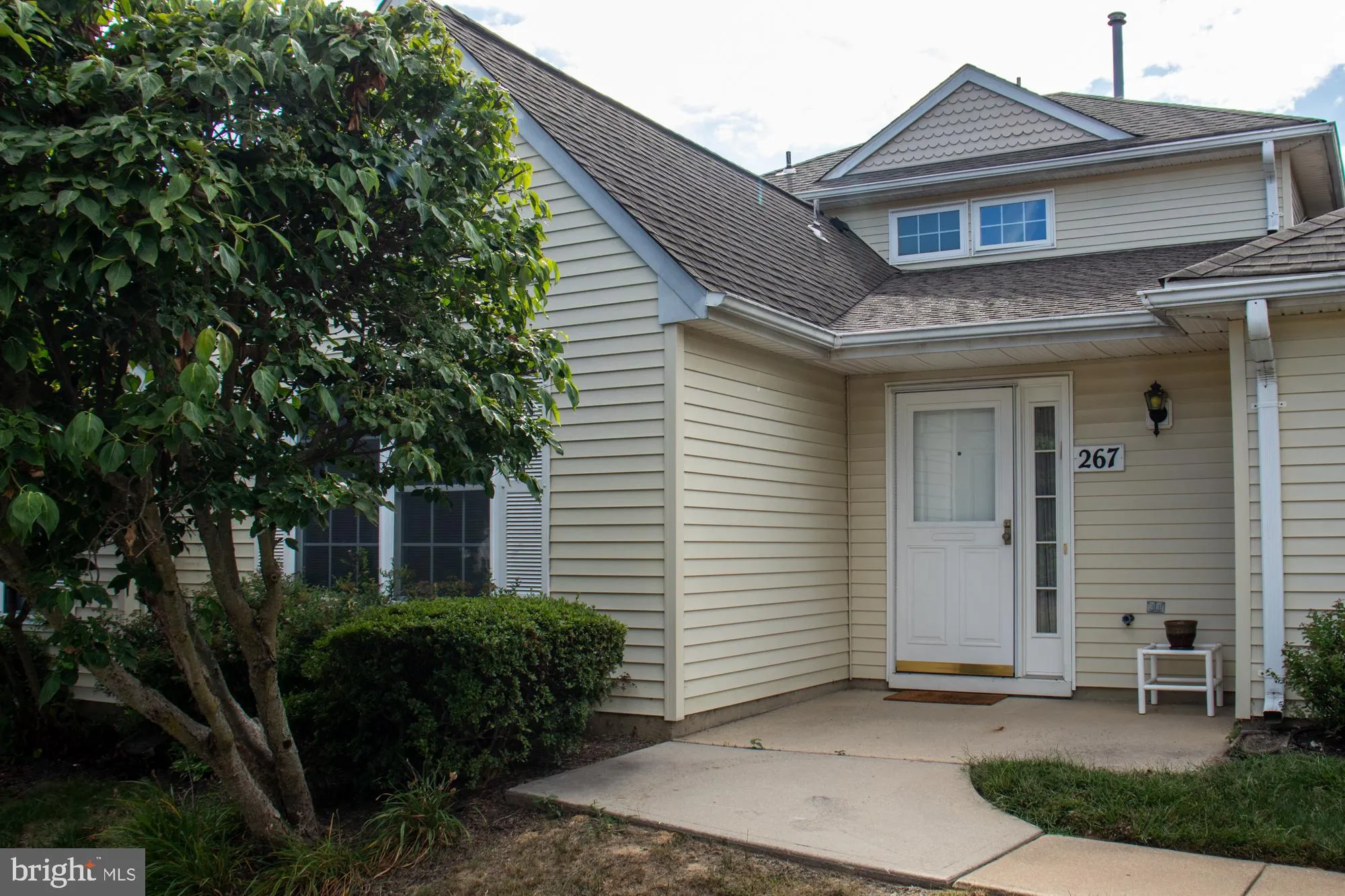 Property Slideshow image 2 of 37 | 267 nighthawk dr # 267, Monroe Township, NJ, 08831