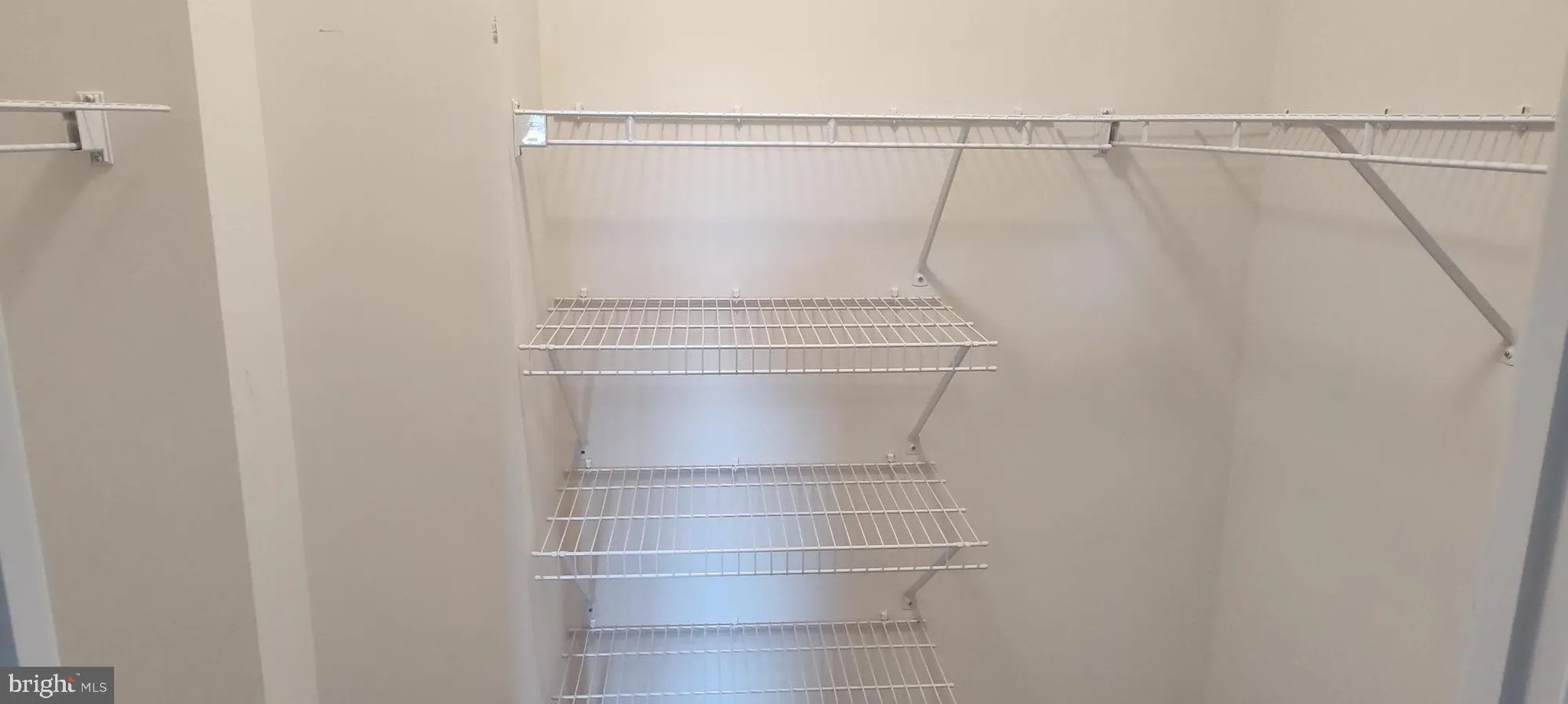 Property Slideshow image 11 of 47 | 3100 n leisure world blvd 812, Silver Spring, MD, 20906