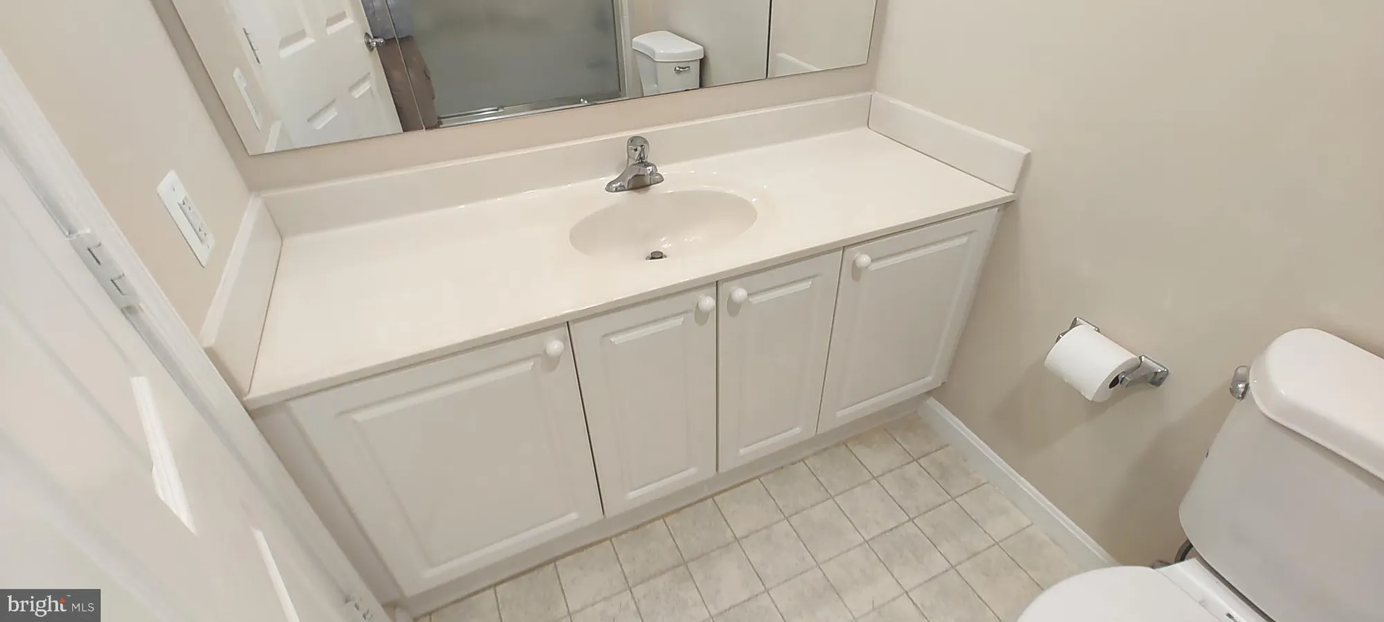 Property Slideshow image 23 of 47 | 3100 n leisure world blvd 812, Silver Spring, MD, 20906