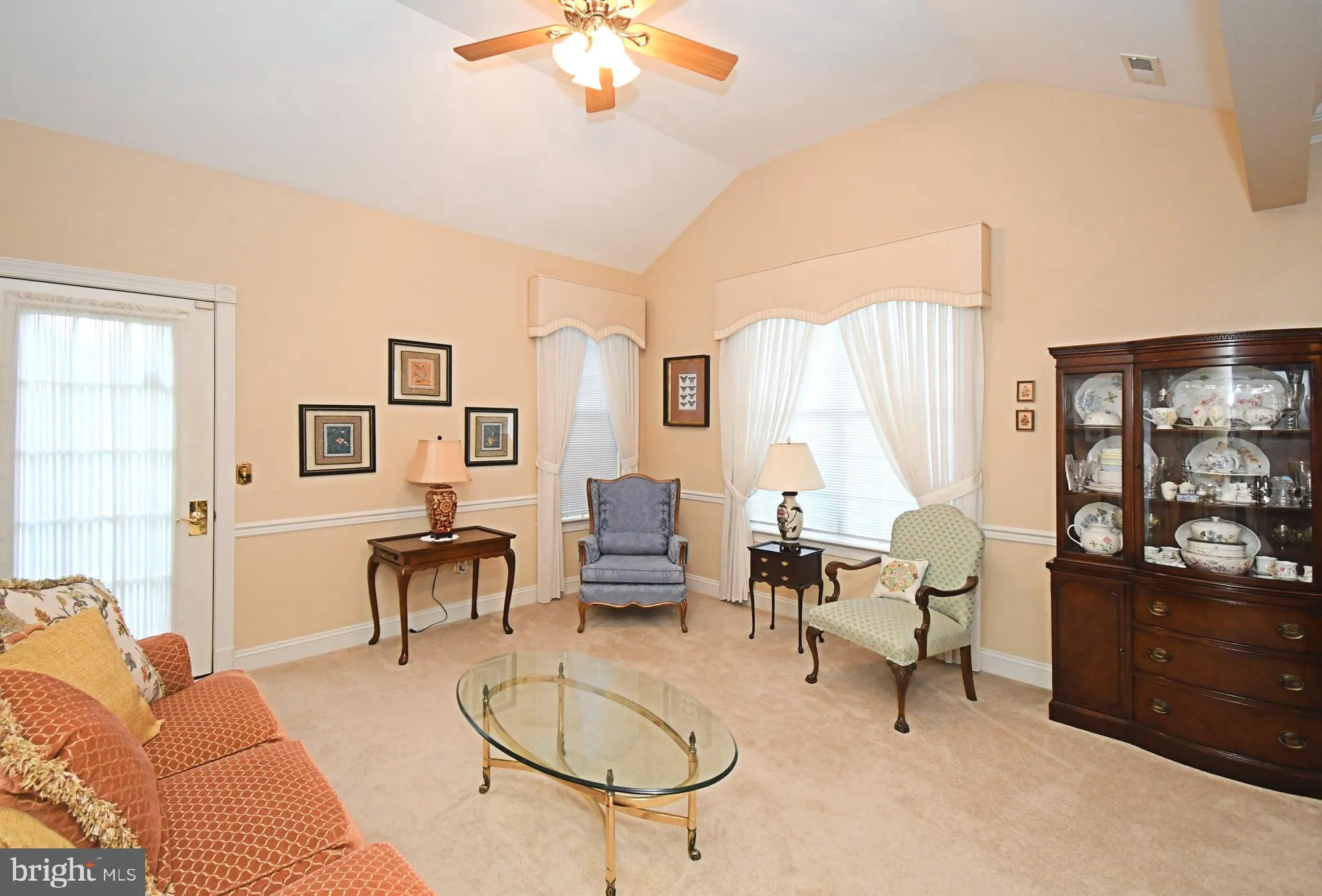 Property Slideshow image 7 of 29 | 2 newbury way, Lansdale, PA, 19446