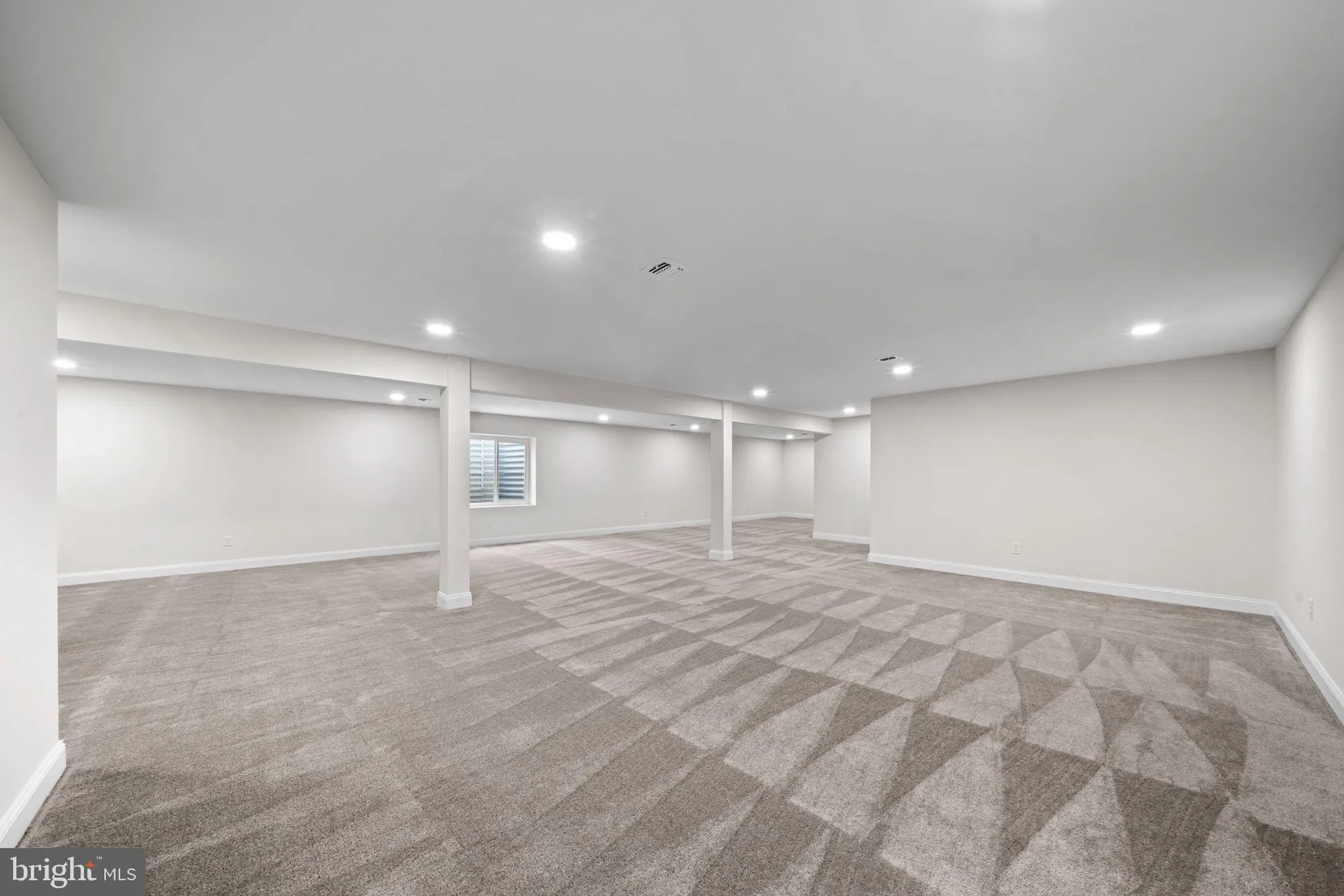 Property Slideshow image 23 of 34 | 627 appaloosa rd # 251, Downingtown, PA, 19335