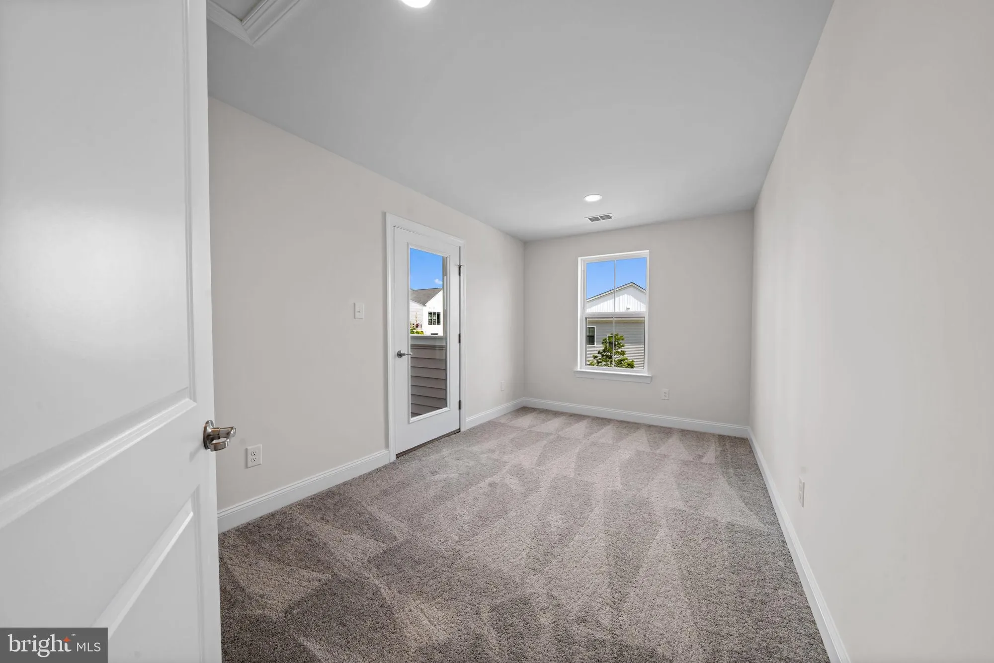 Property Slideshow image 25 of 34 | 627 appaloosa rd # 251, Downingtown, PA, 19335