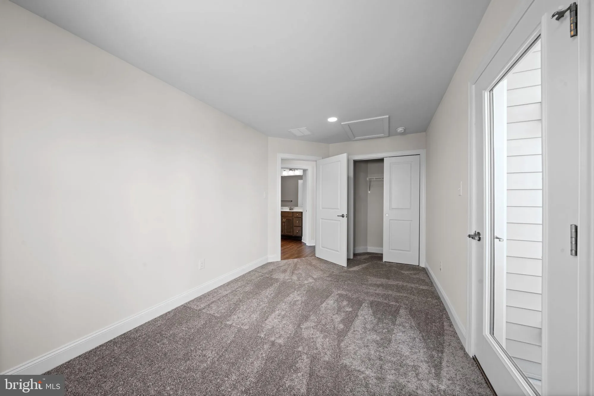 Property Slideshow image 26 of 34 | 627 appaloosa rd # 251, Downingtown, PA, 19335