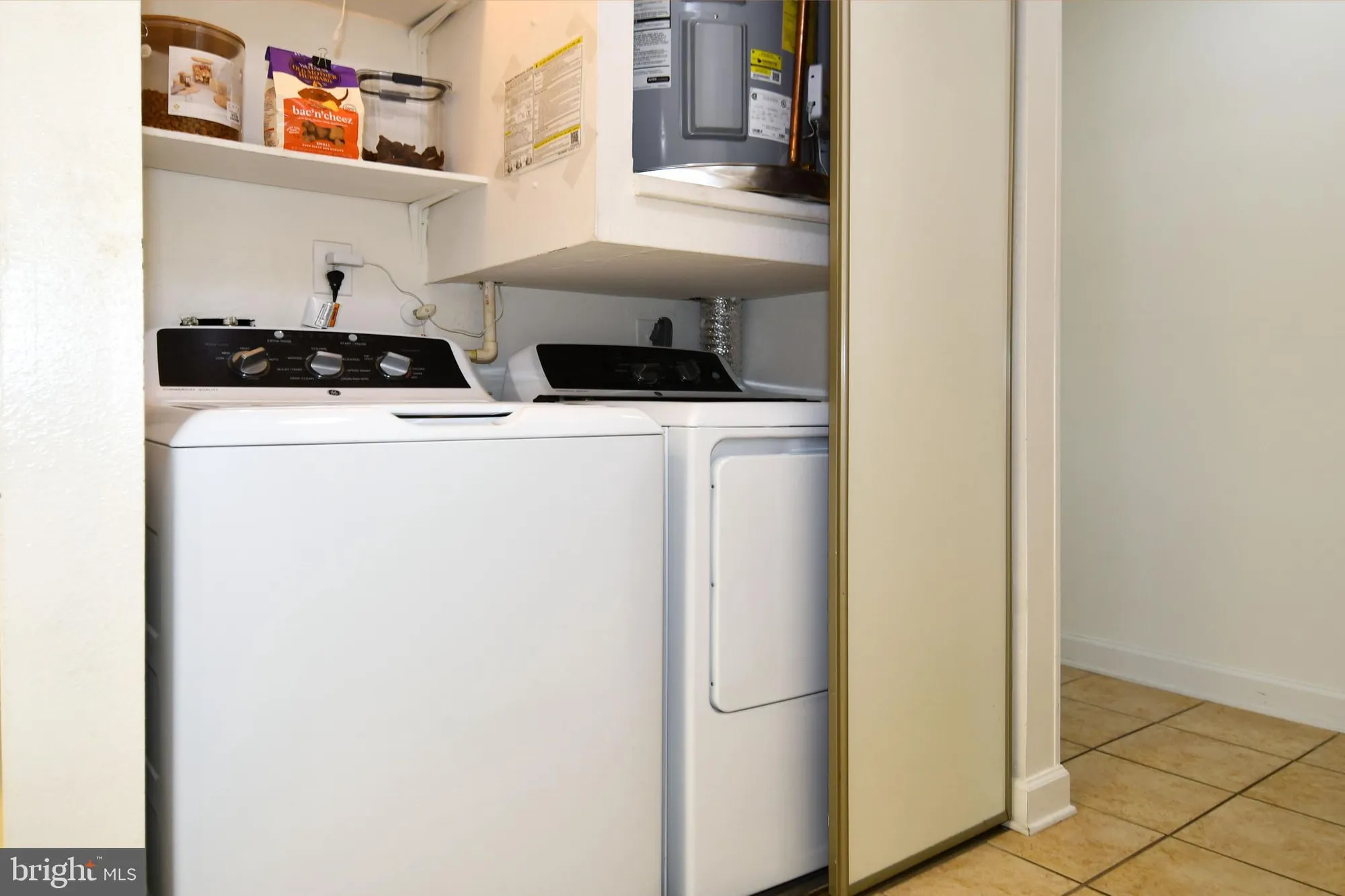 Property Slideshow image 16 of 33 | 3500 forest edge dr 15-2e, Silver Spring, MD, 20906