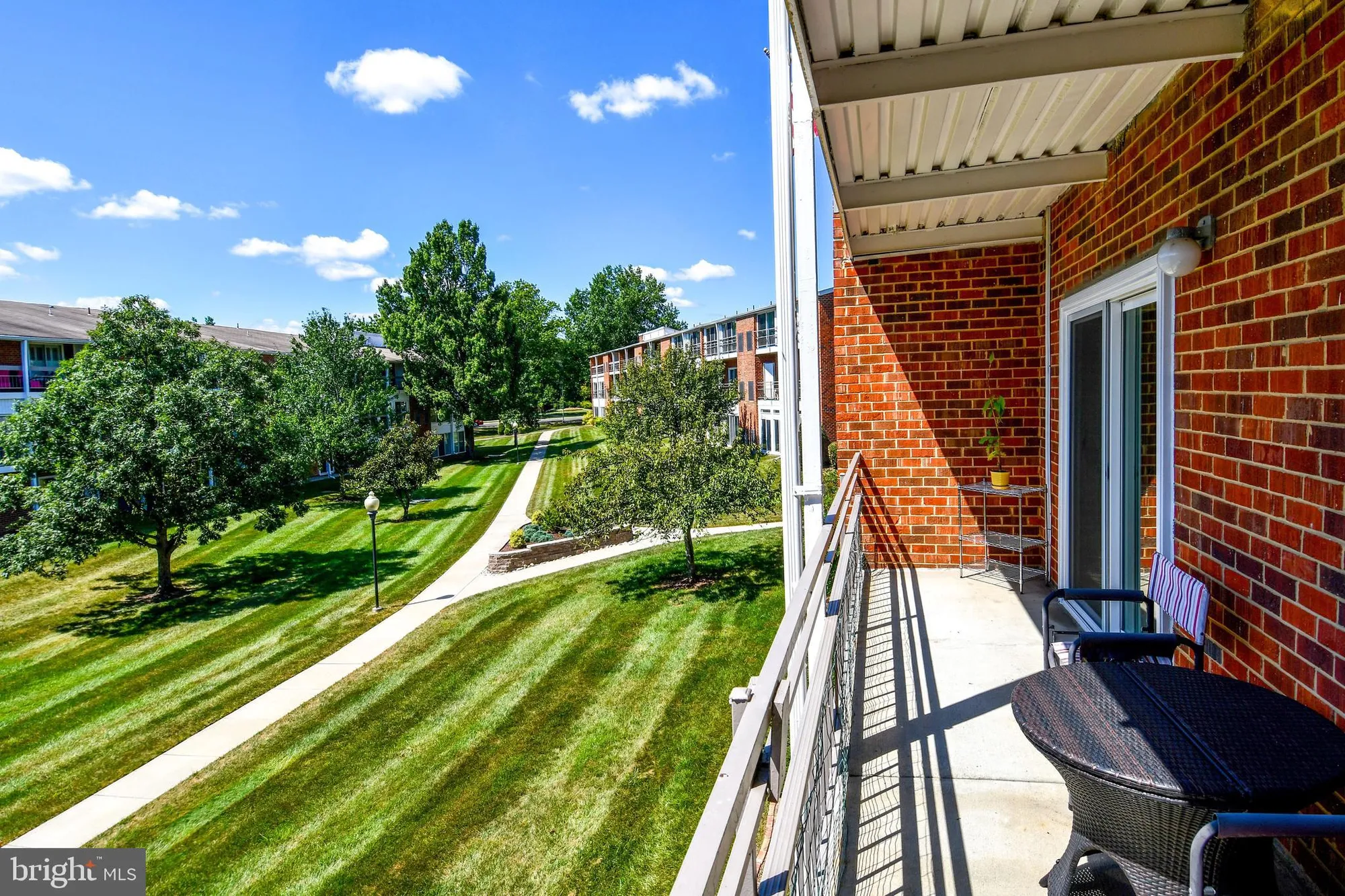 Property Slideshow image 18 of 33 | 3500 forest edge dr 15-2e, Silver Spring, MD, 20906