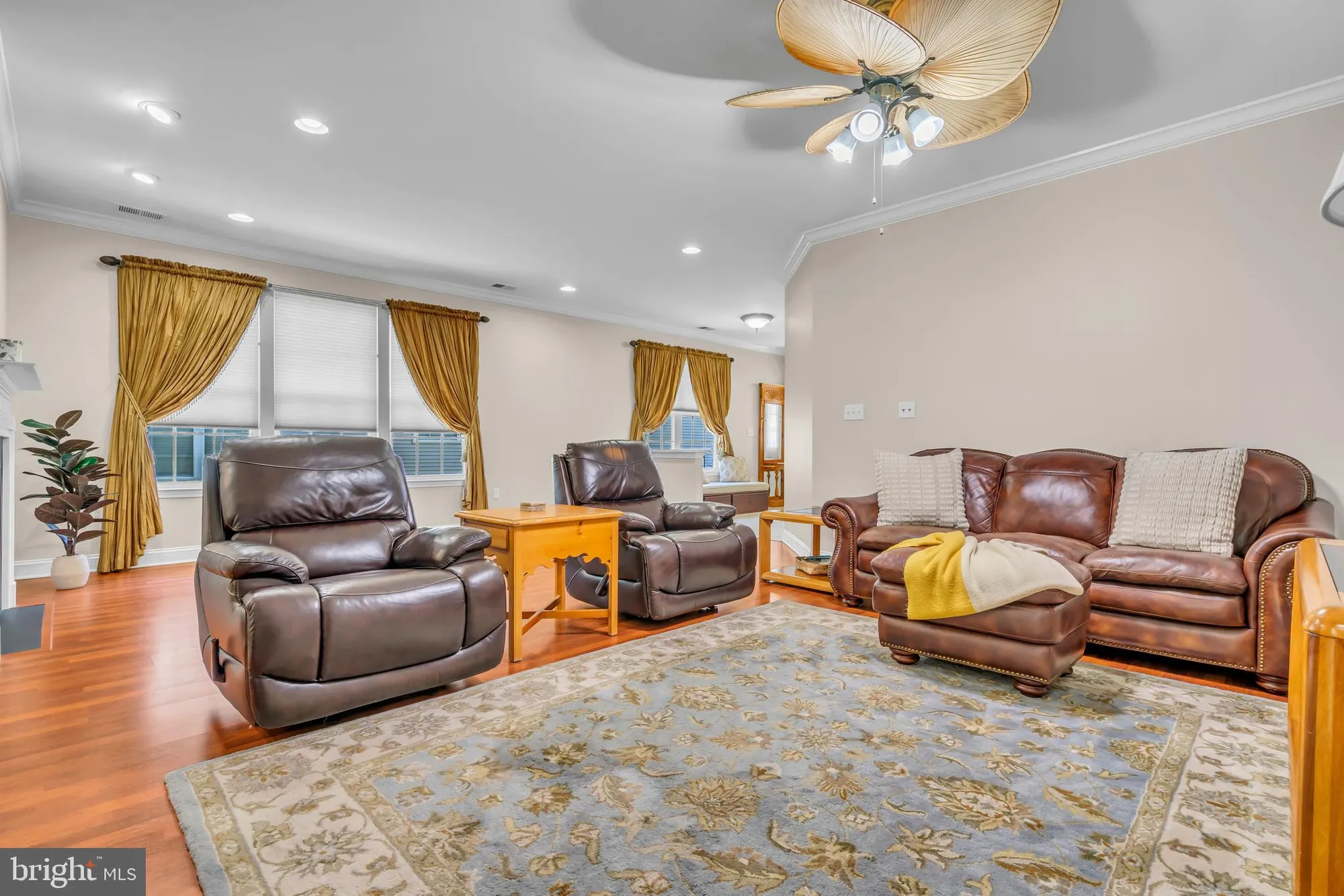 Property Slideshow image 9 of 48 | 40 bunker hill dr, Allentown, NJ, 08501