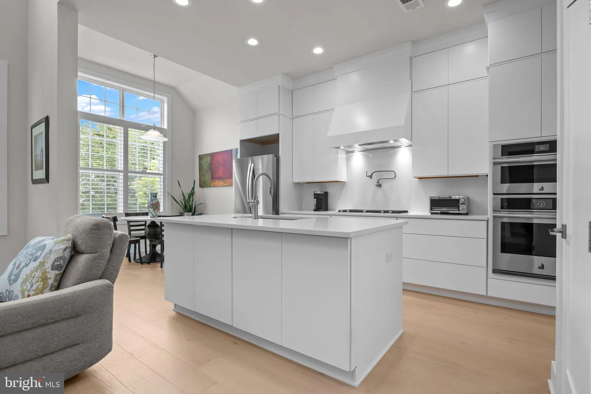 Property Slideshow image 8 of 34 | 164 tyler way, Yardley, PA, 19067