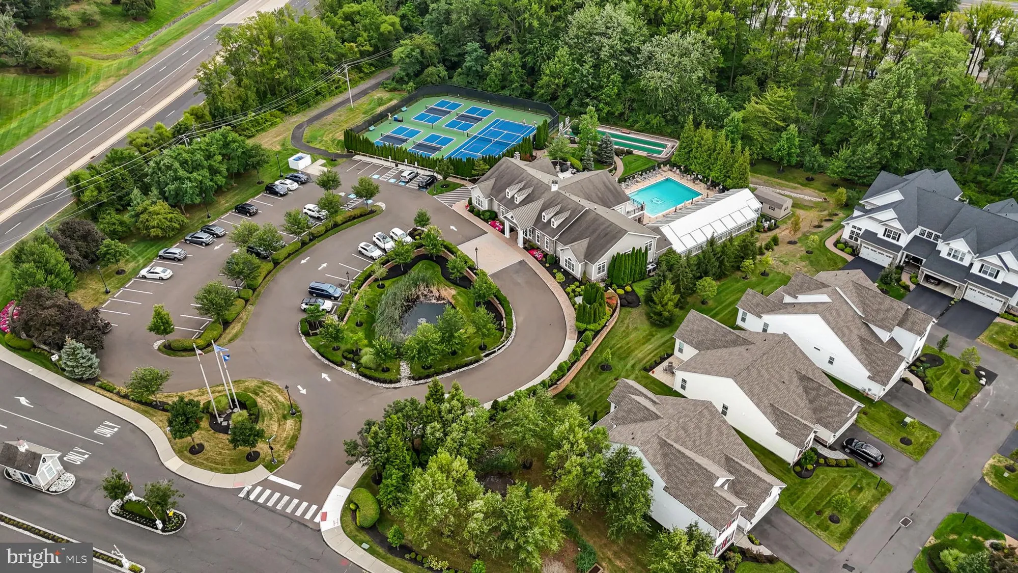 Property Slideshow image 31 of 34 | 164 tyler way, Yardley, PA, 19067