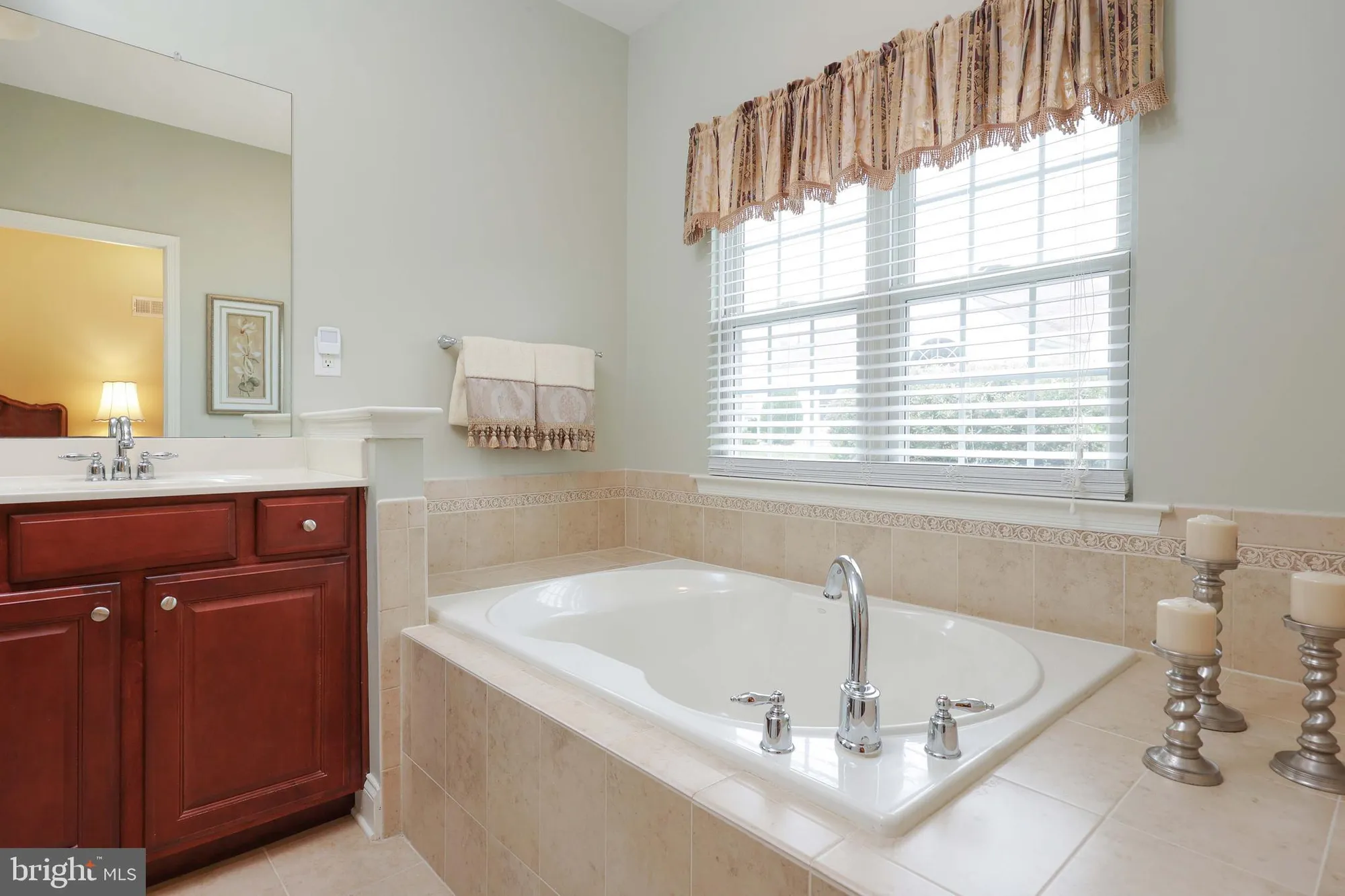 Property Slideshow image 17 of 33 | 32 eagleswood dr, Waretown, NJ, 08758