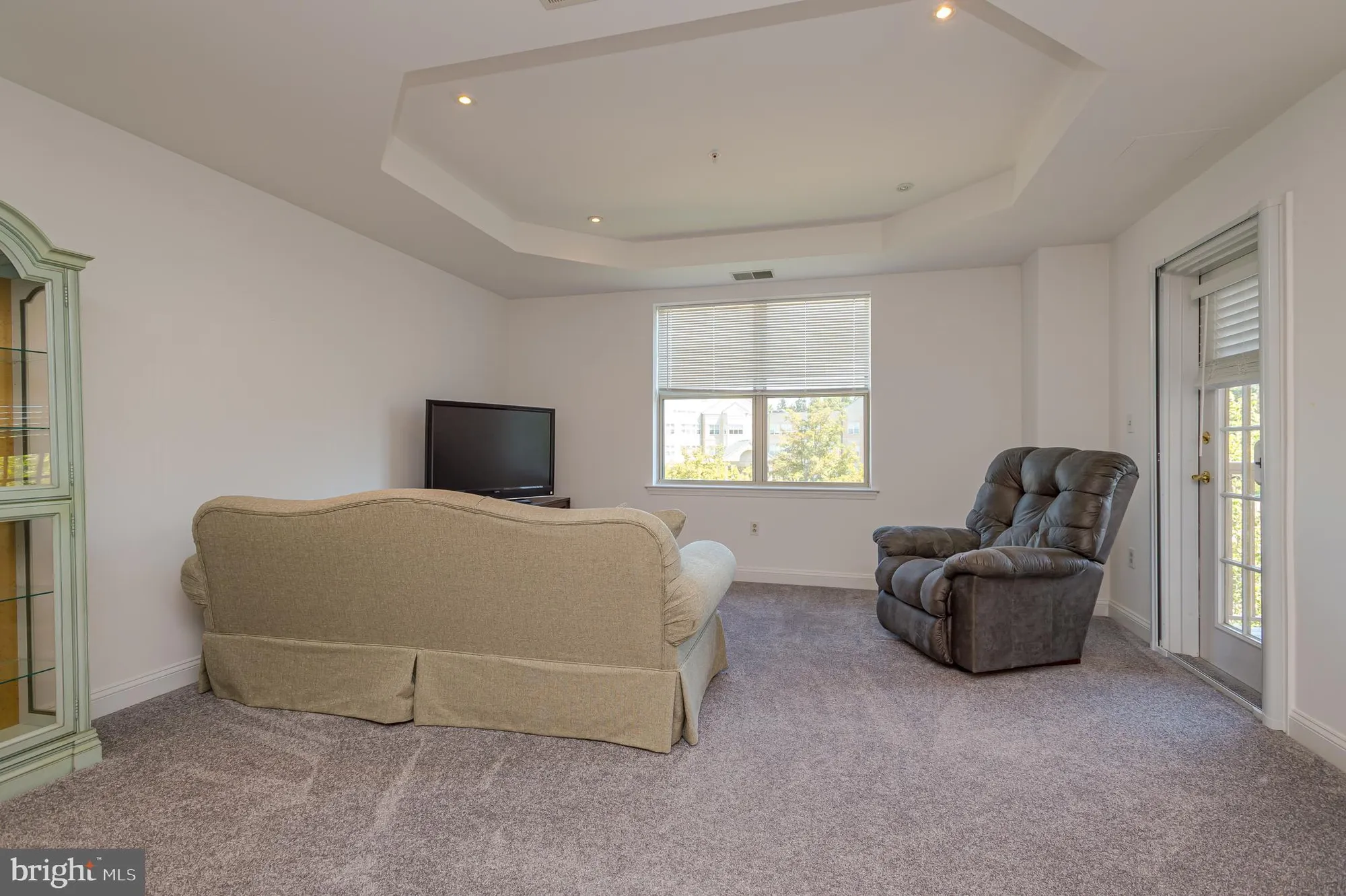 Property Slideshow image 13 of 37 | 2235 windrow dr, Princeton, NJ, 08540