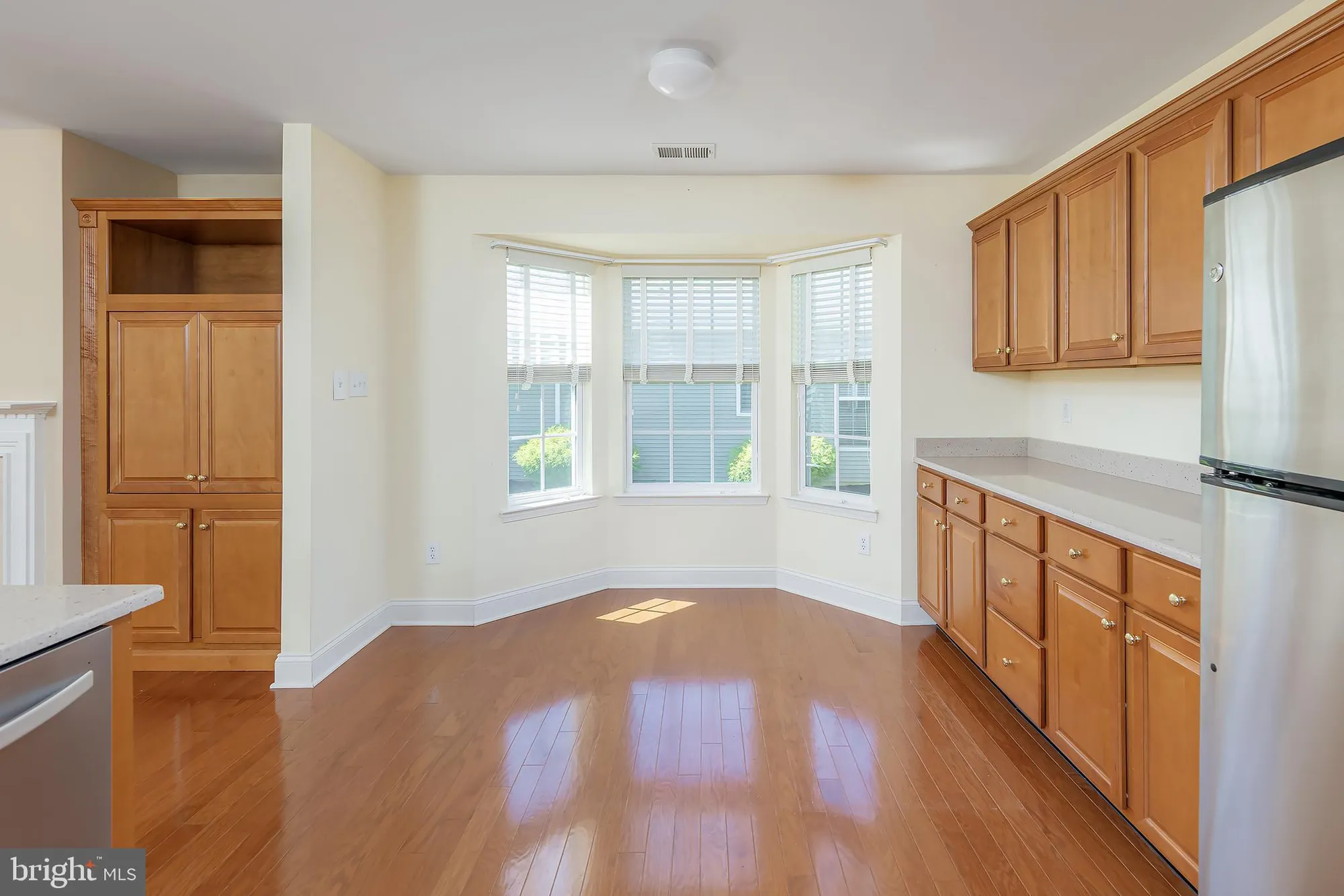 Property Slideshow image 16 of 47 | 4 hylton rd, Woolwich Twp, NJ, 08085