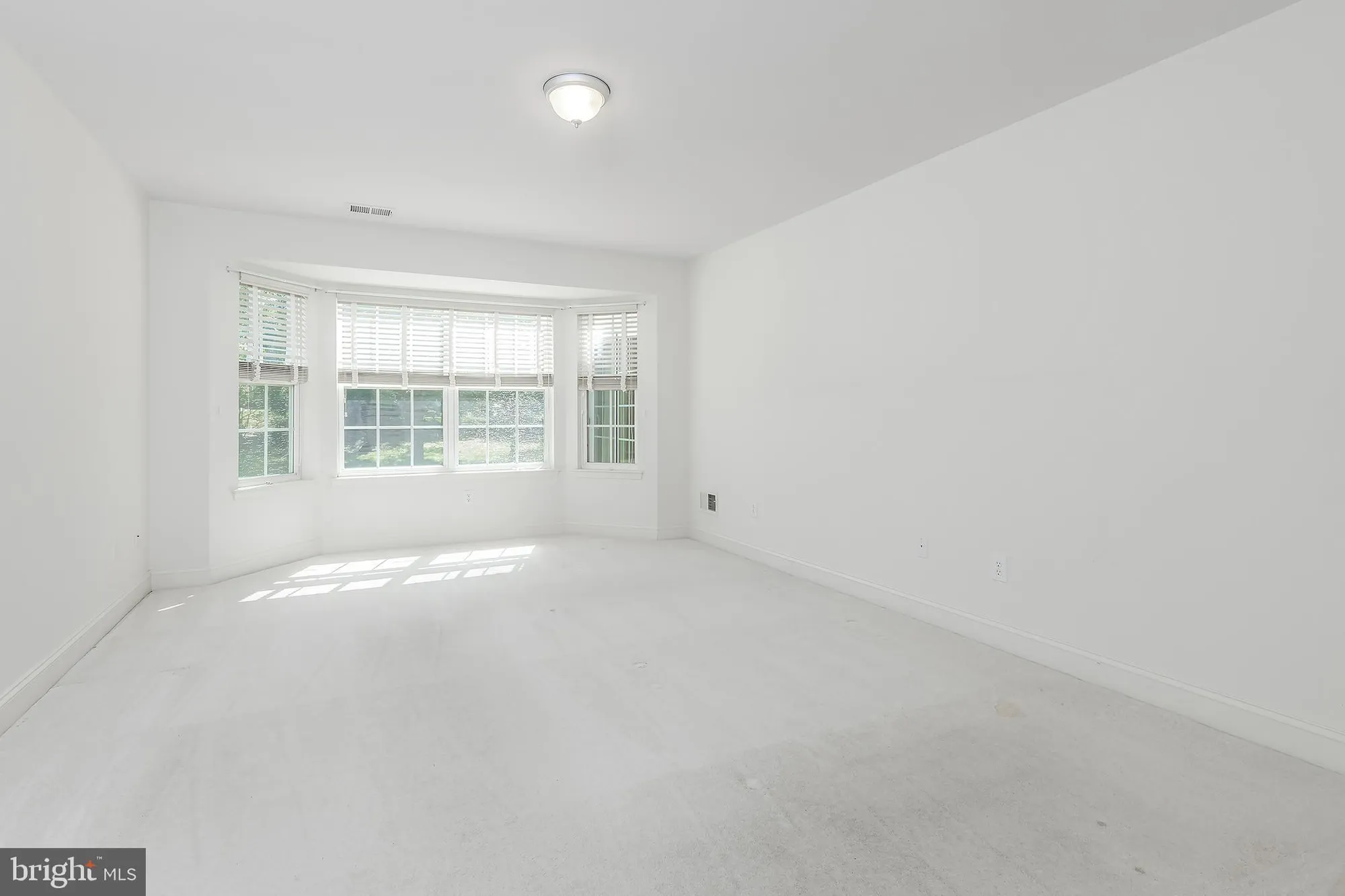 Property Slideshow image 25 of 47 | 4 hylton rd, Woolwich Twp, NJ, 08085