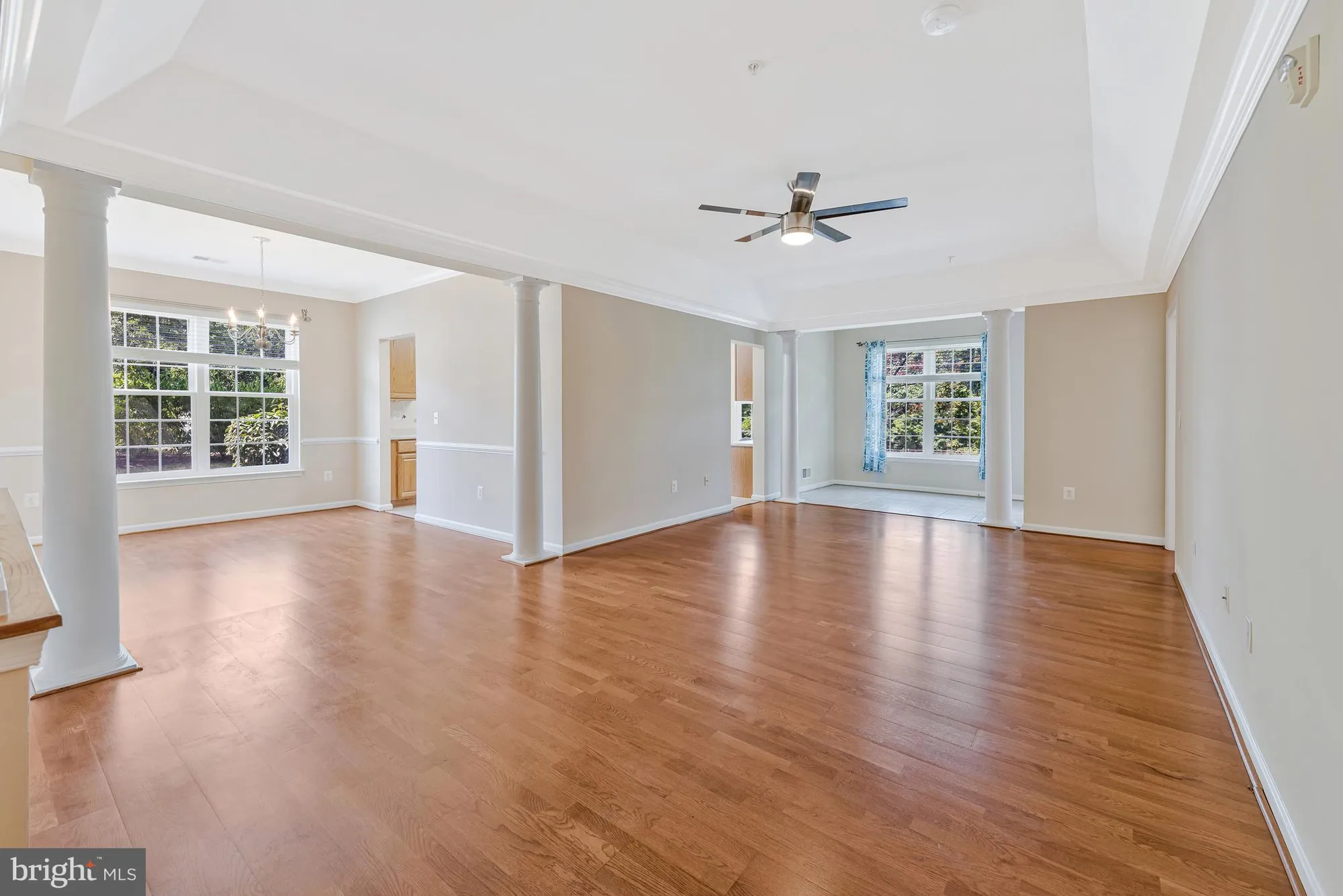 Property Slideshow image 4 of 52 | 8600 roaming ridge way unit 106, Odenton, MD, 21113