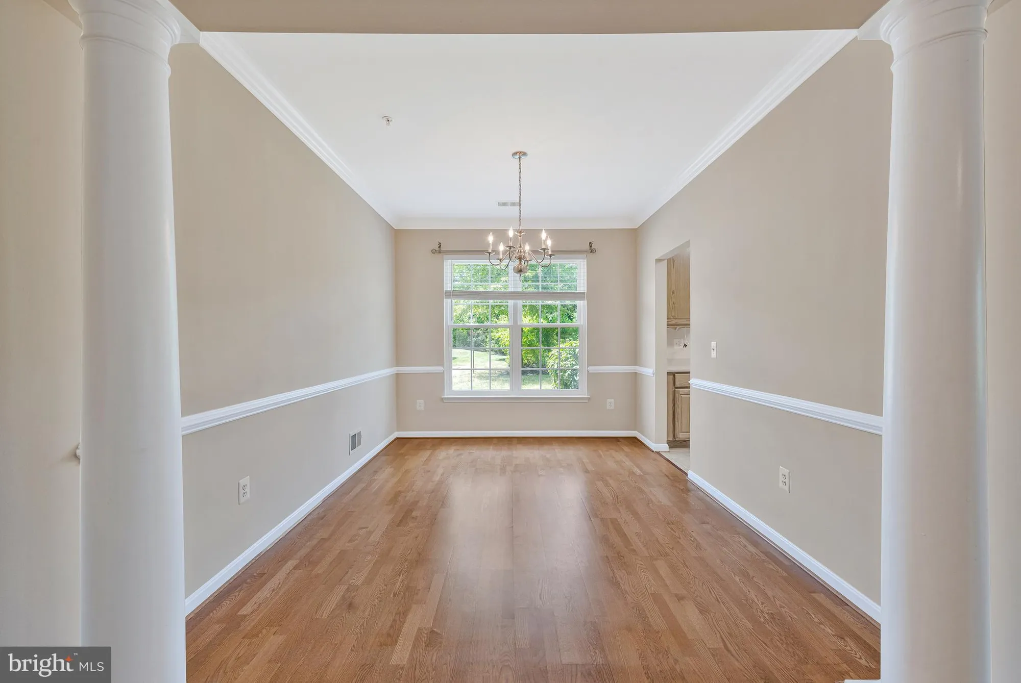 Property Slideshow image 11 of 52 | 8600 roaming ridge way unit 106, Odenton, MD, 21113