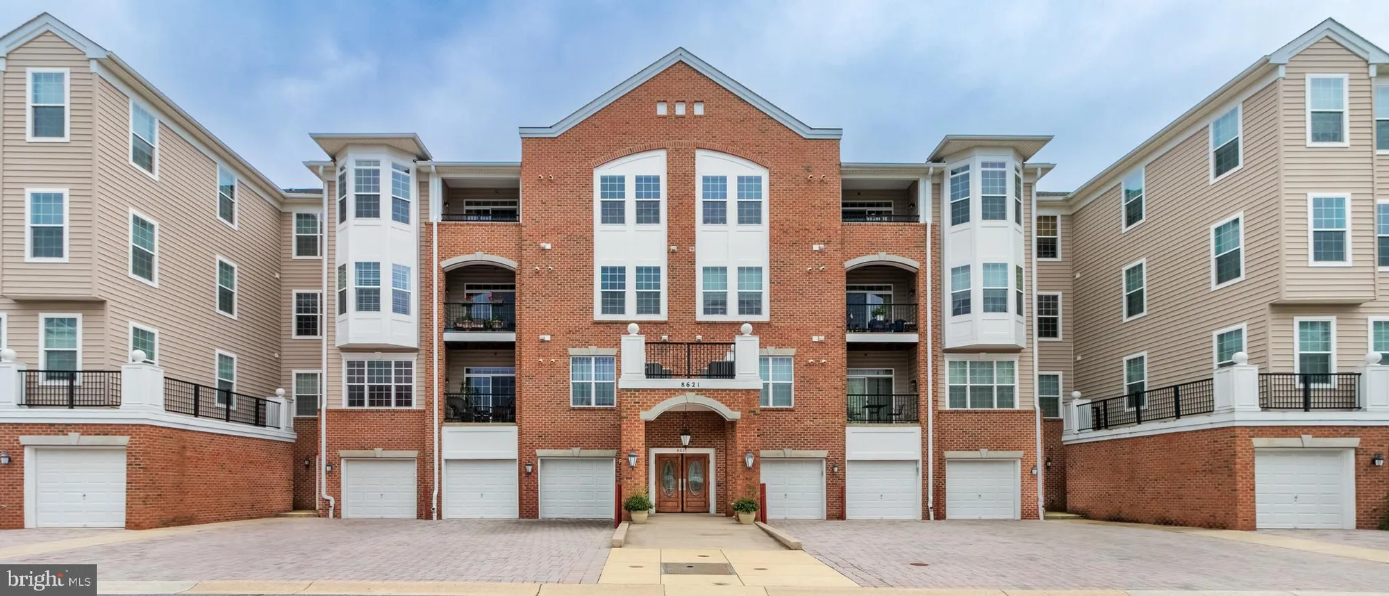 Property Slideshow image 1 of 37 | 8621 fluttering leaf trl 305, Odenton, MD, 21113