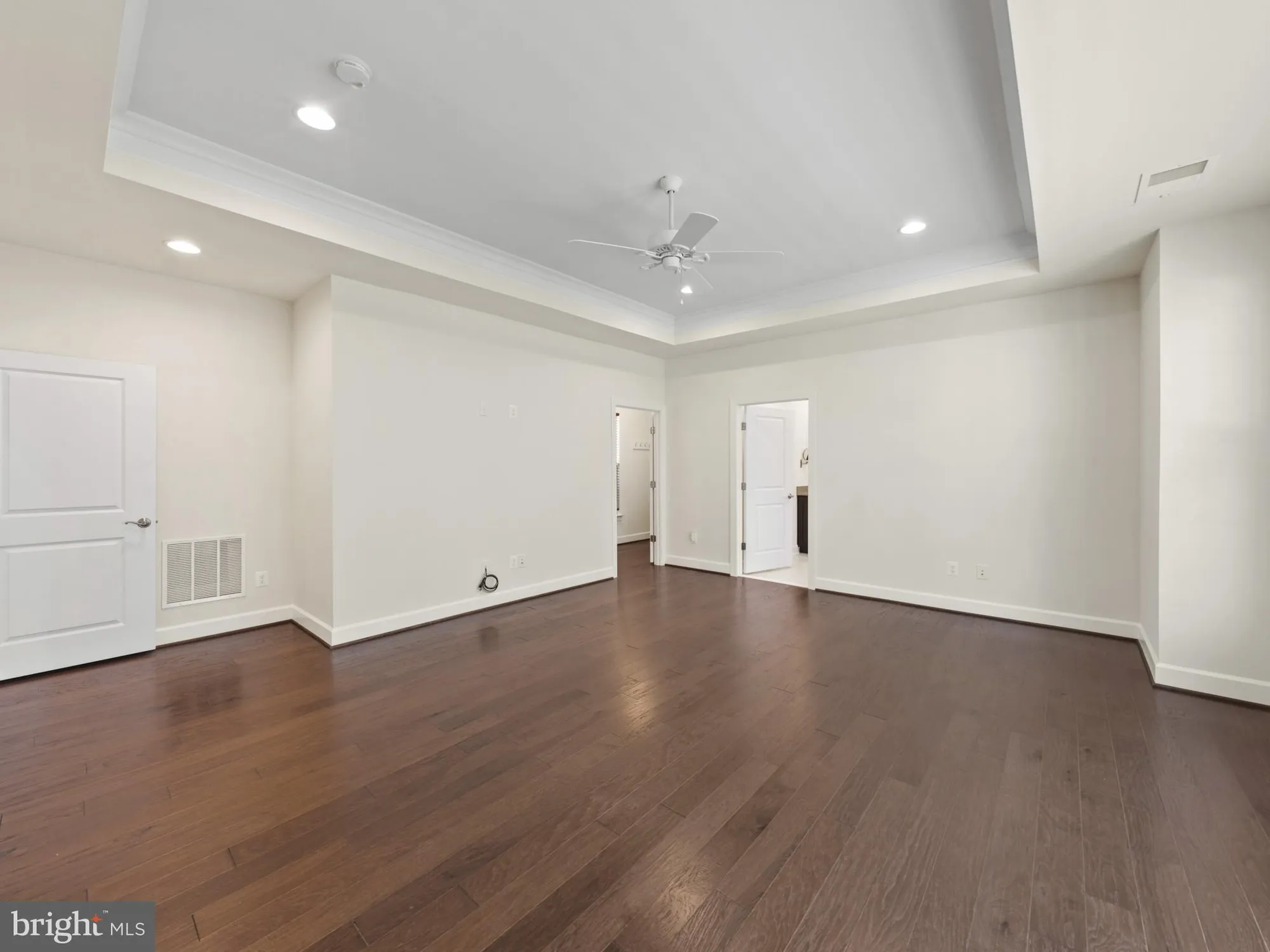 Property Slideshow image 9 of 41 | 42729 autumn day ter, Ashburn, VA, 20148