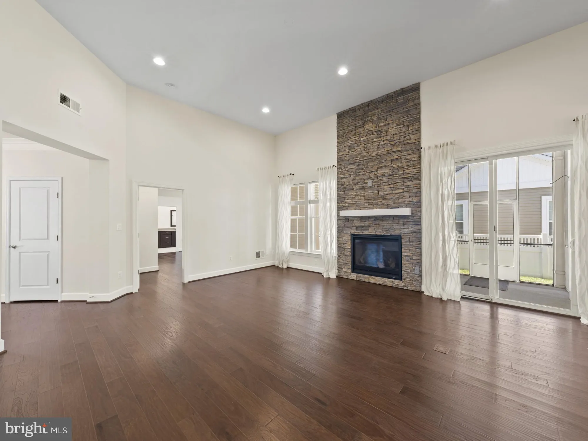 Property Slideshow image 6 of 41 | 42729 autumn day ter, Ashburn, VA, 20148