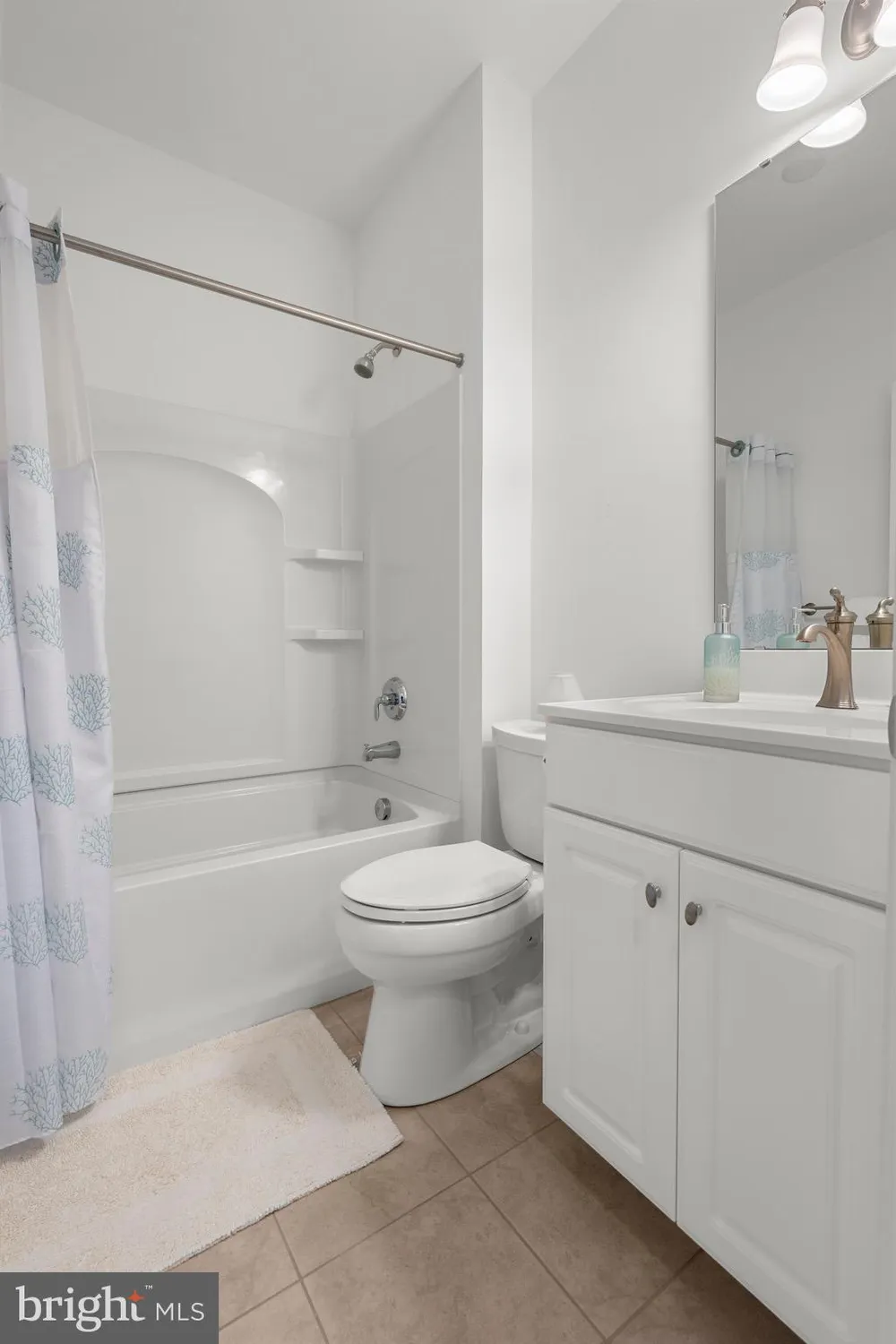 Property Slideshow image 10 of 55 | 213 resolution dr, Downingtown, PA, 19335