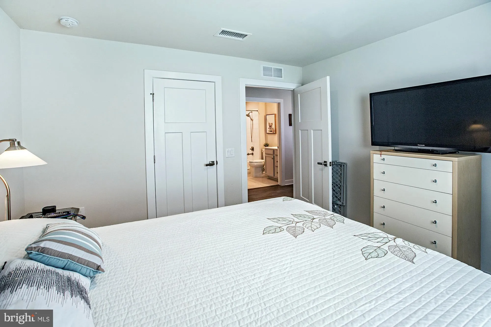 Property Slideshow image 17 of 42 | 18 bustleton st, Millville, NJ, 08332