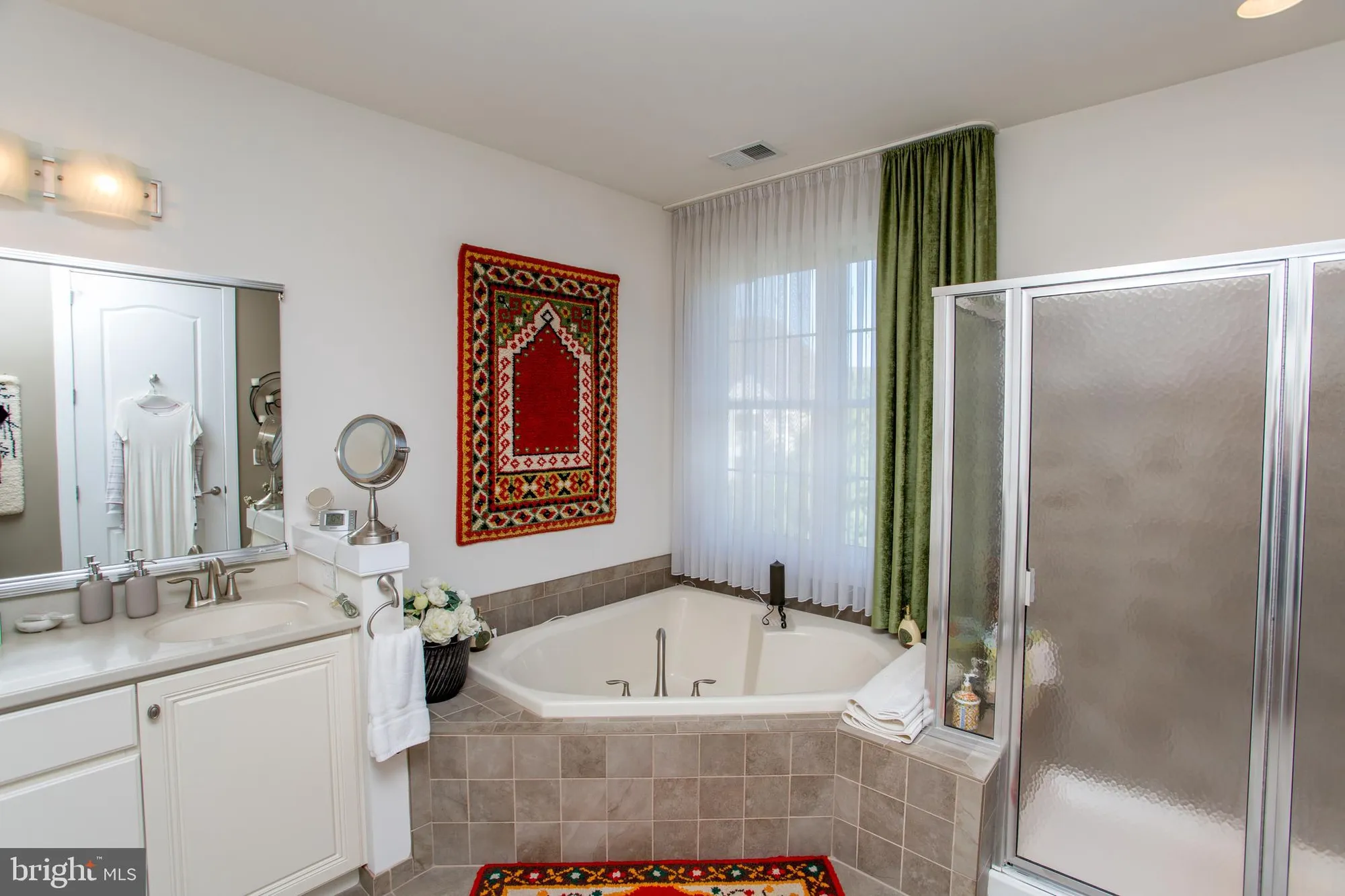 Property Slideshow image 33 of 52 | 2321 meridian blvd # 2321, Warrington, PA, 18976