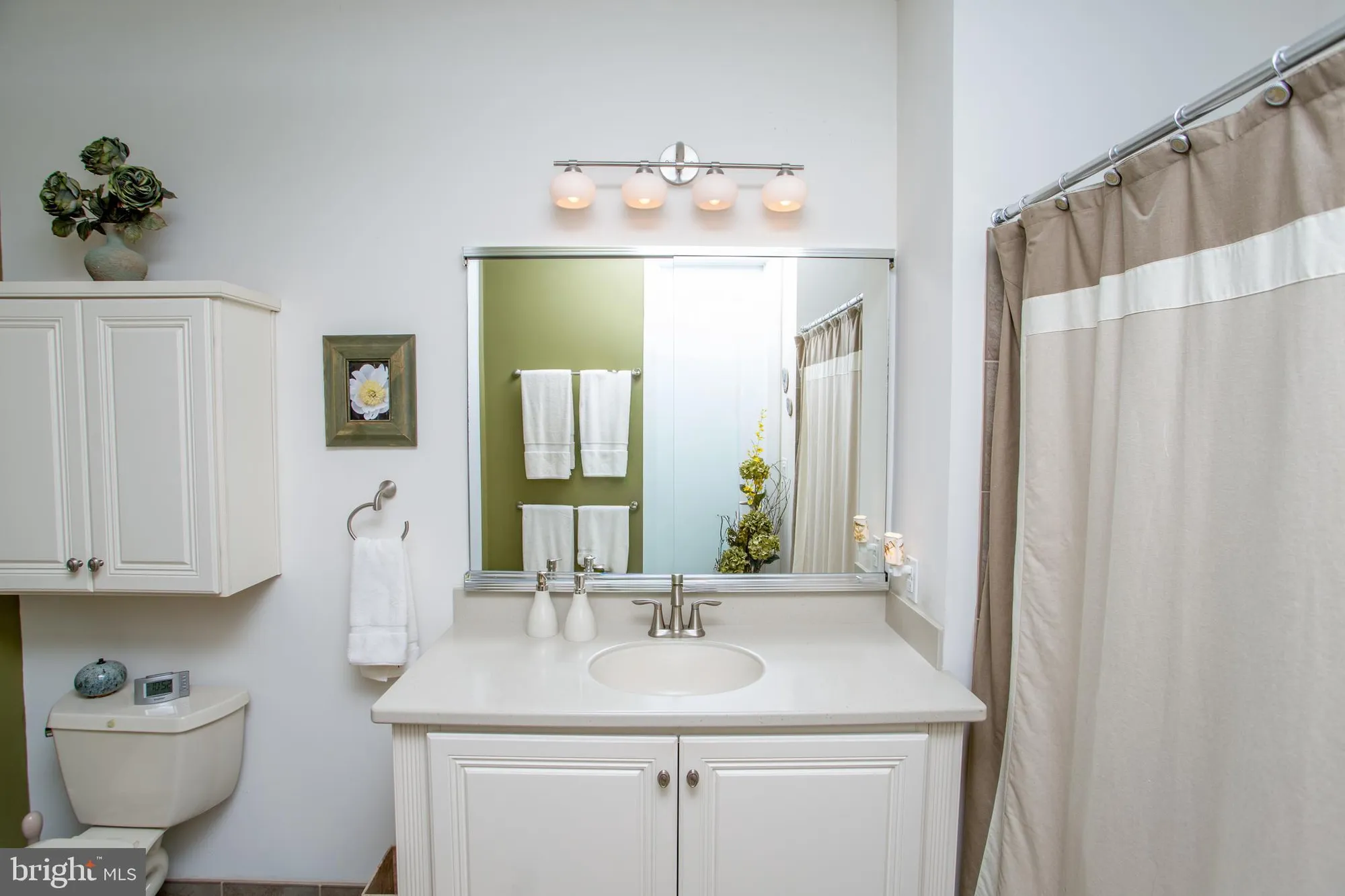 Property Slideshow image 41 of 52 | 2321 meridian blvd # 2321, Warrington, PA, 18976