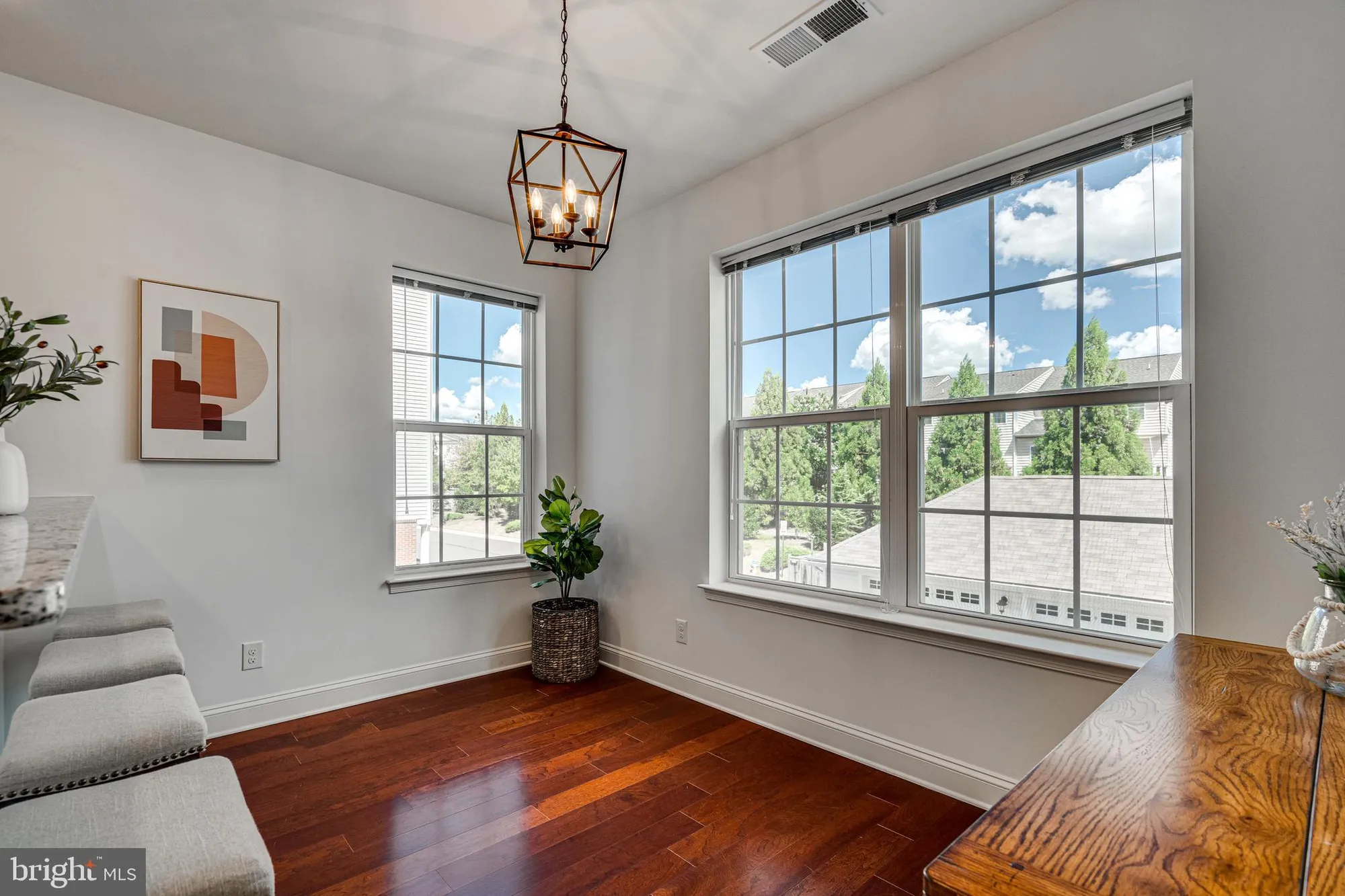 Property Slideshow image 11 of 69 | 10273 fountain cir 202, Manassas, VA, 20110