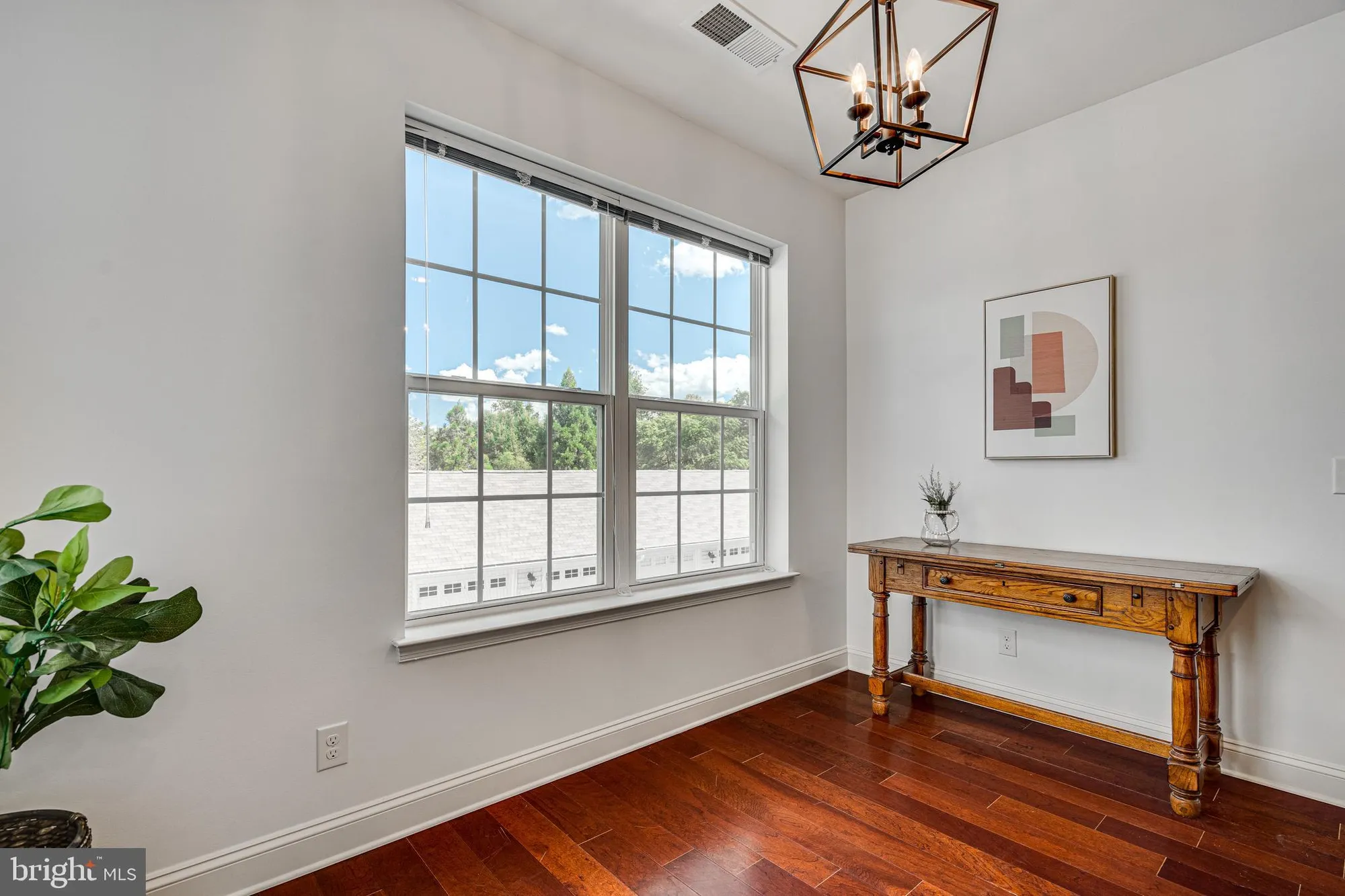 Property Slideshow image 37 of 69 | 10273 fountain cir 202, Manassas, VA, 20110