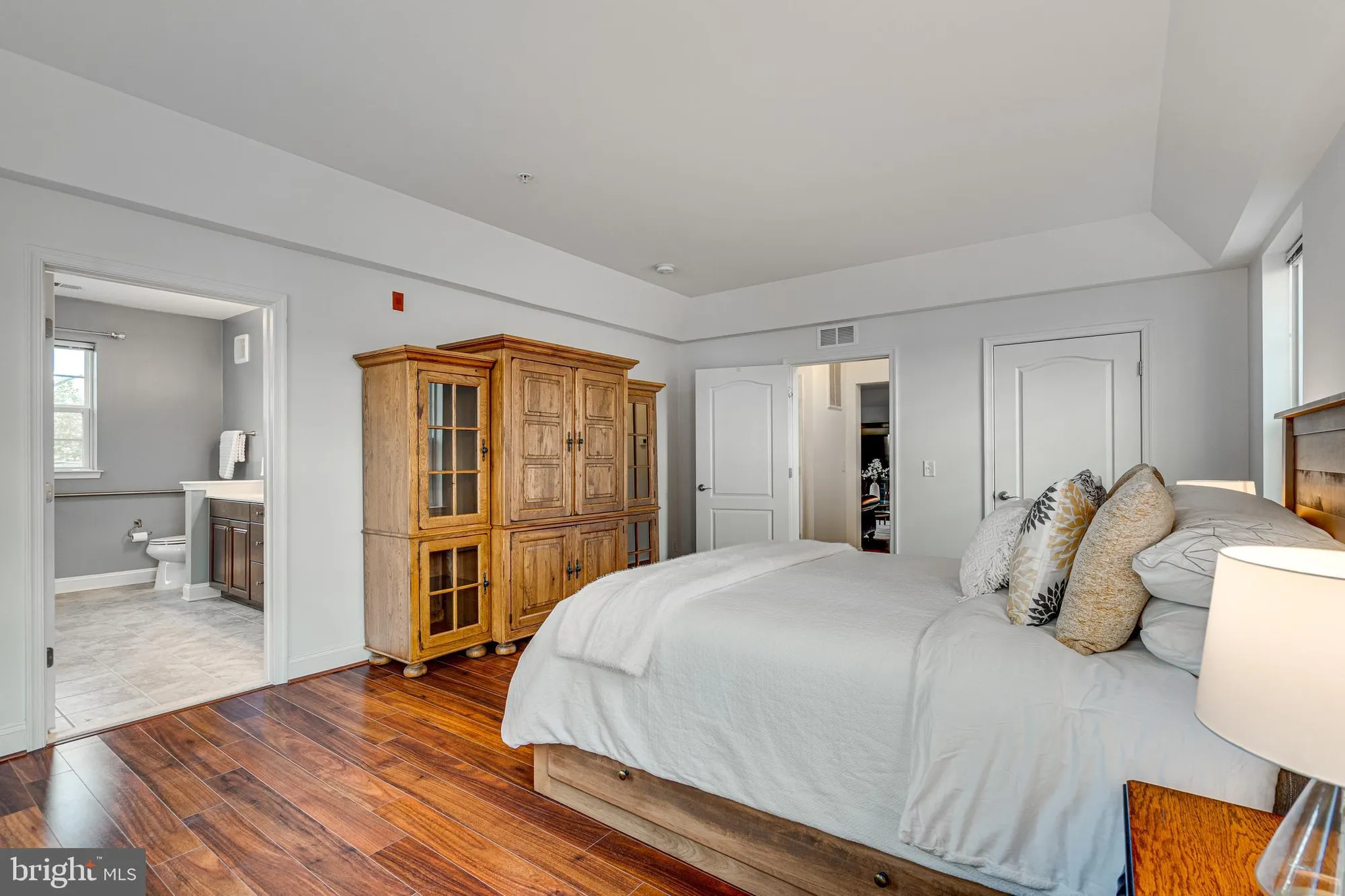 Property Slideshow image 40 of 69 | 10273 fountain cir 202, Manassas, VA, 20110