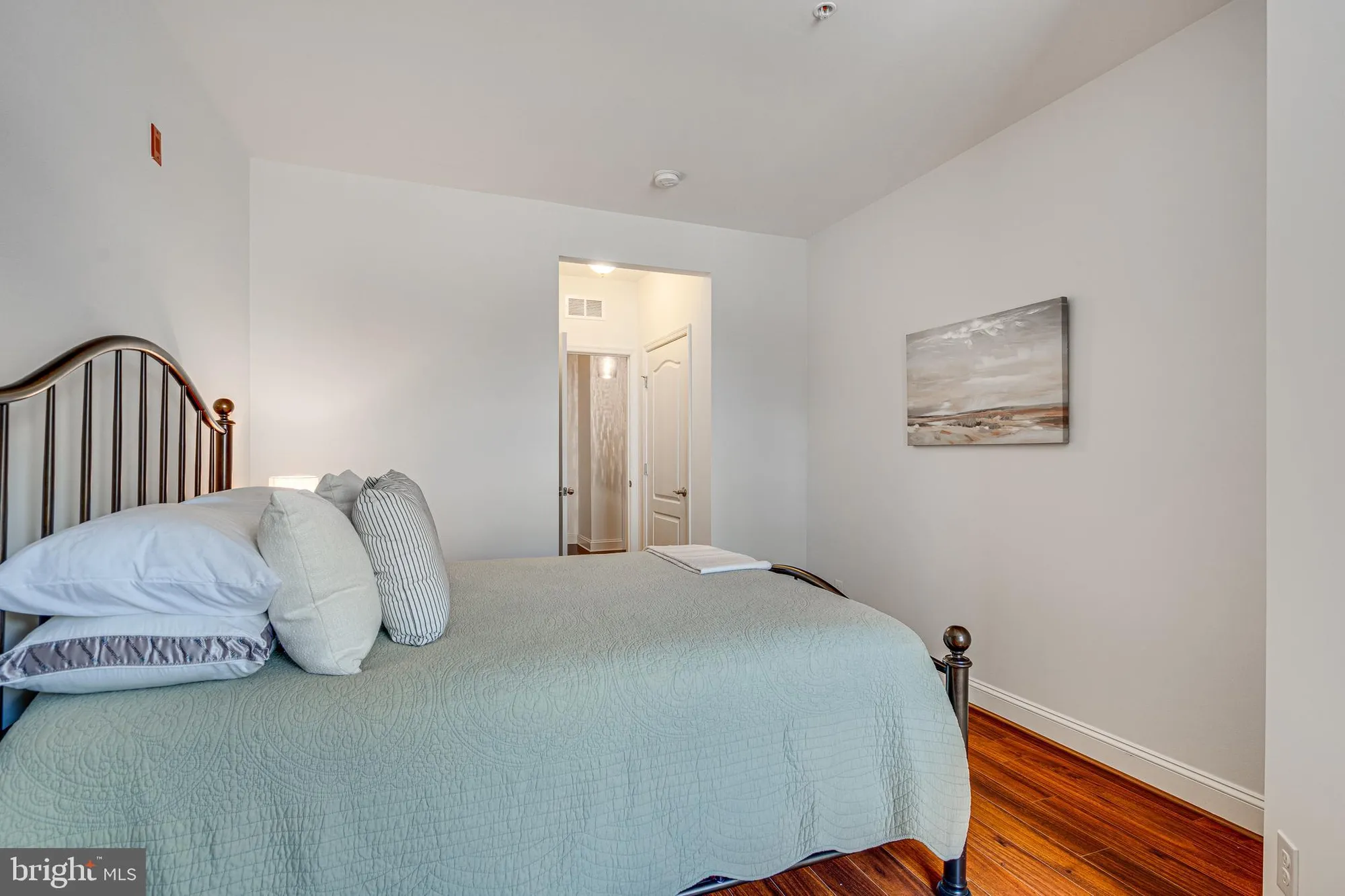 Property Slideshow image 47 of 69 | 10273 fountain cir 202, Manassas, VA, 20110