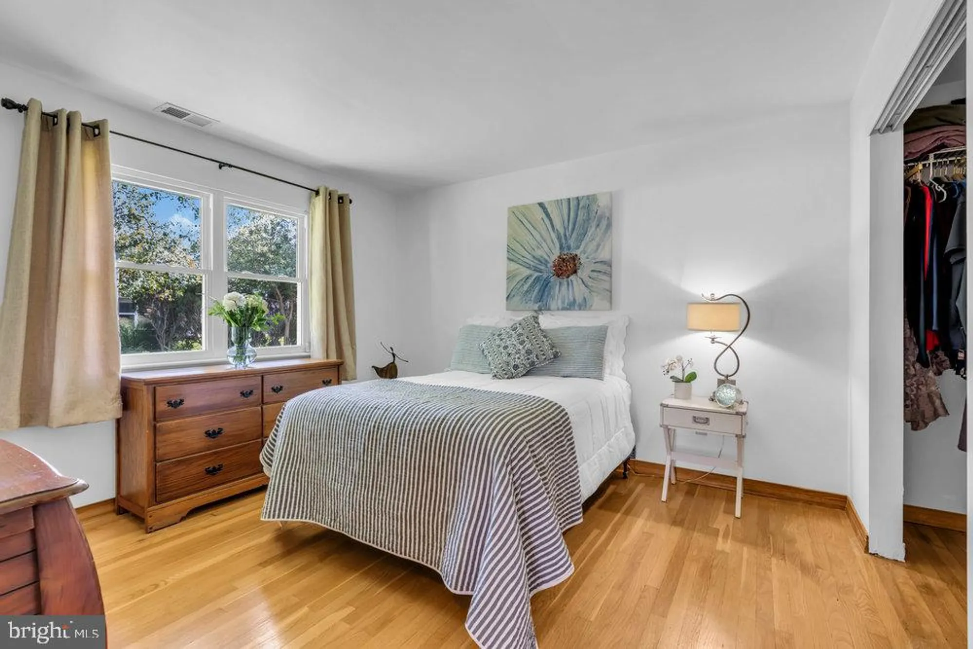 Property Slideshow image 11 of 19 | 219 mohican ln, Little Egg Harbor Twp, NJ, 08087
