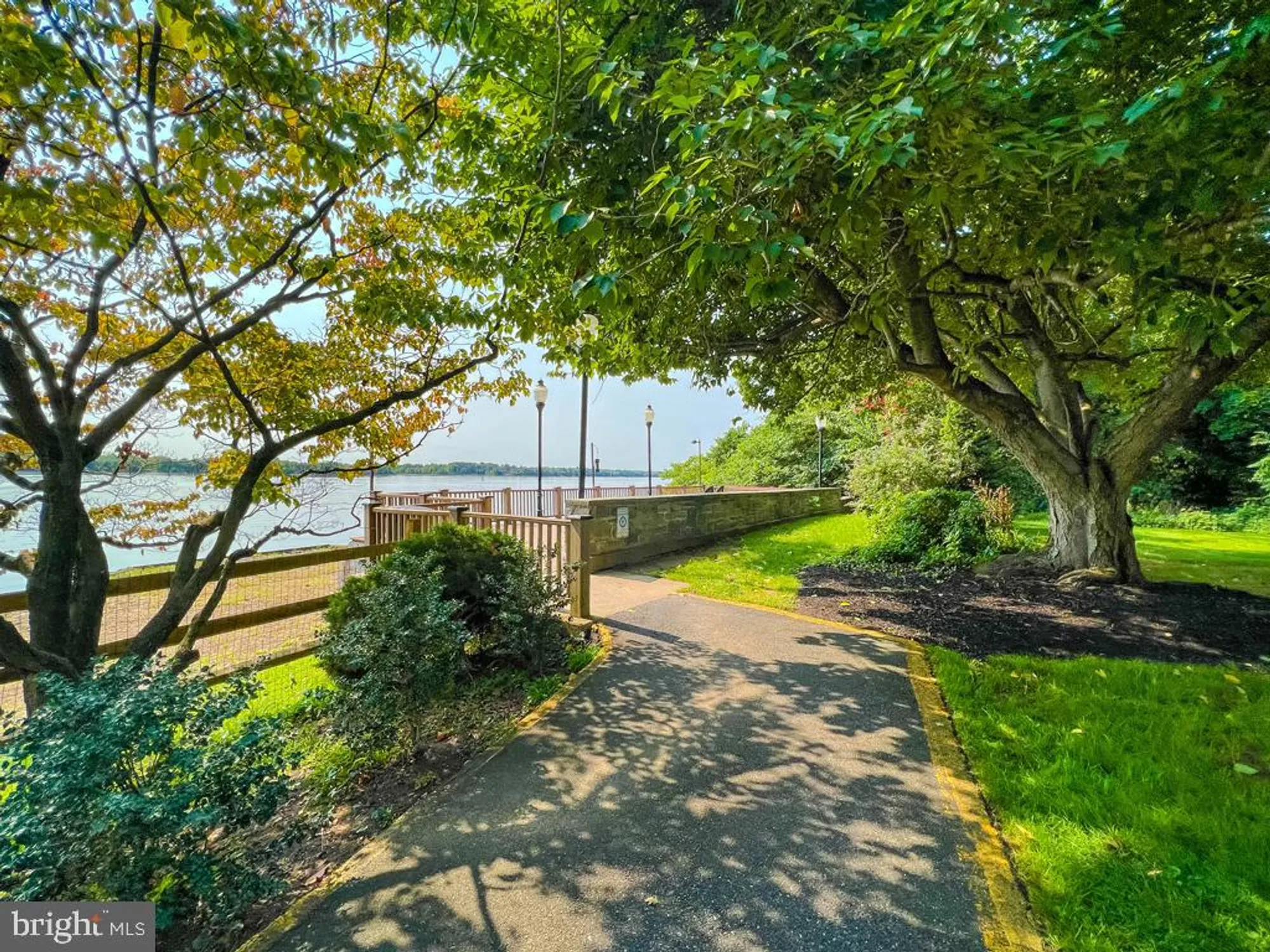 Property Slideshow image 34 of 41 | 6311 delaire landing rd 311, Philadelphia, PA, 19114