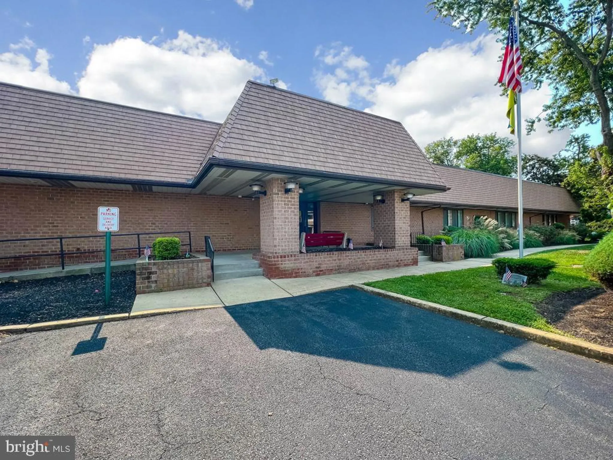 Property Slideshow image 37 of 41 | 6311 delaire landing rd 311, Philadelphia, PA, 19114