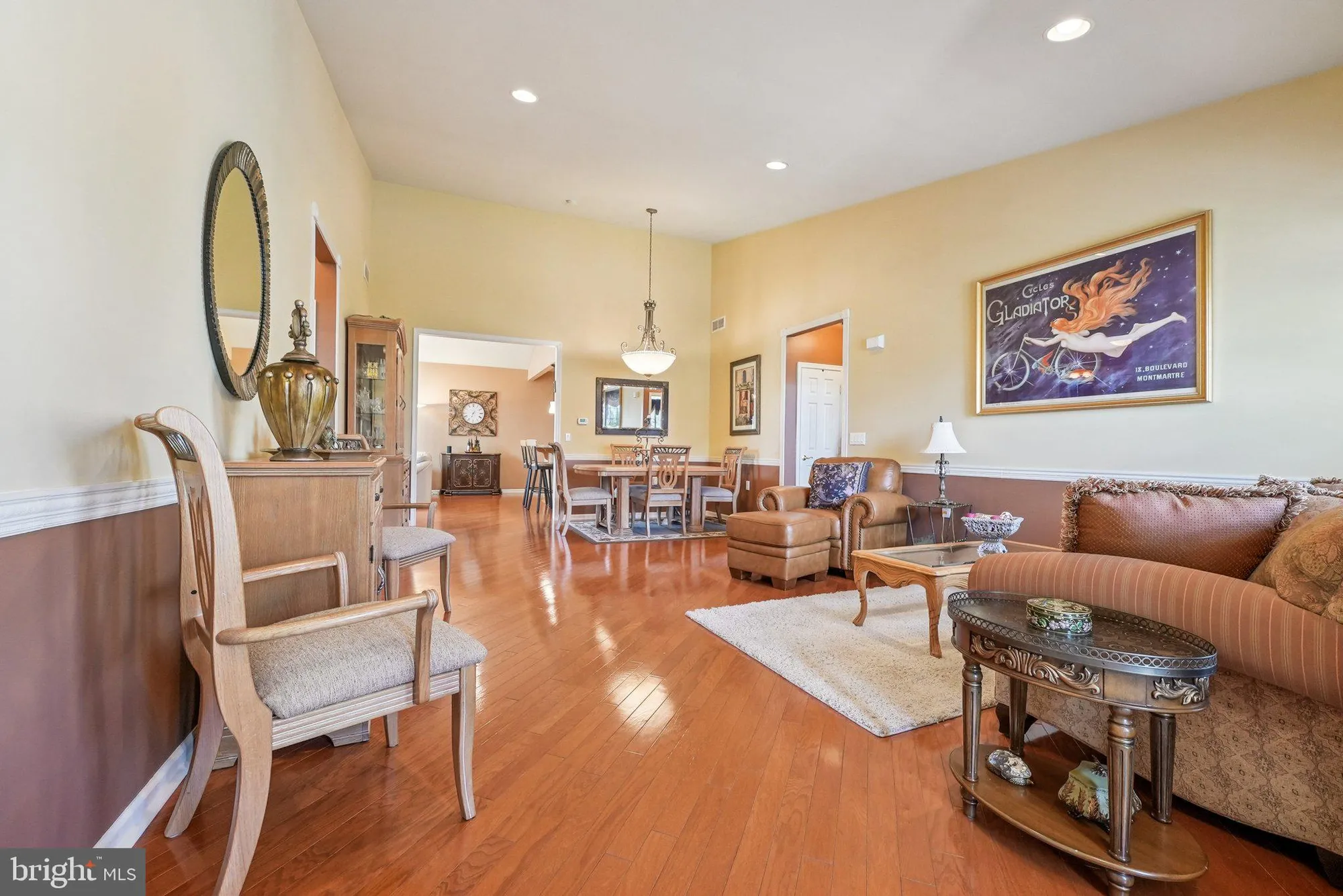 Property Slideshow image 4 of 41 | 64 villa dr 206, Warminster, PA, 18974