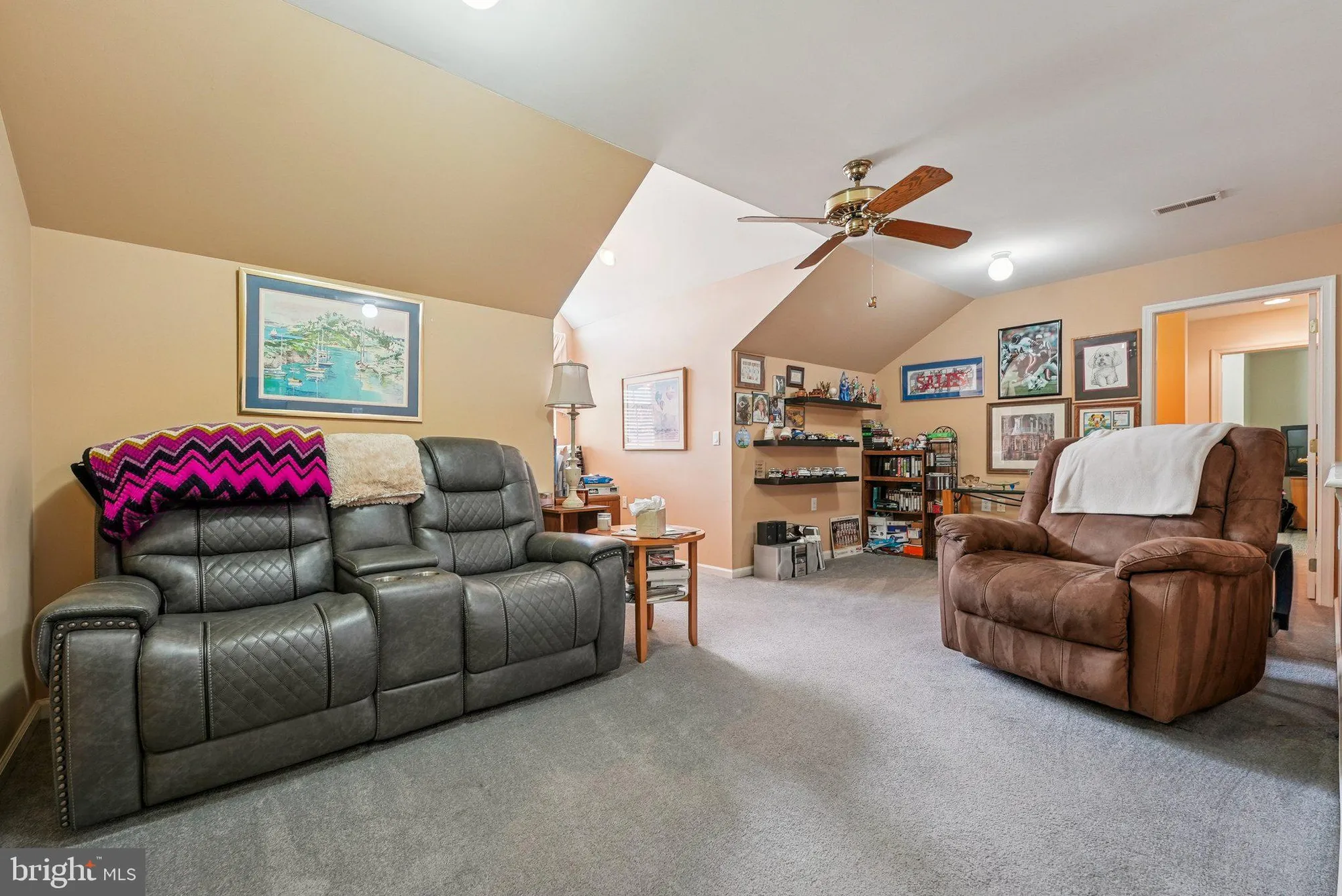Property Slideshow image 26 of 41 | 64 villa dr 206, Warminster, PA, 18974