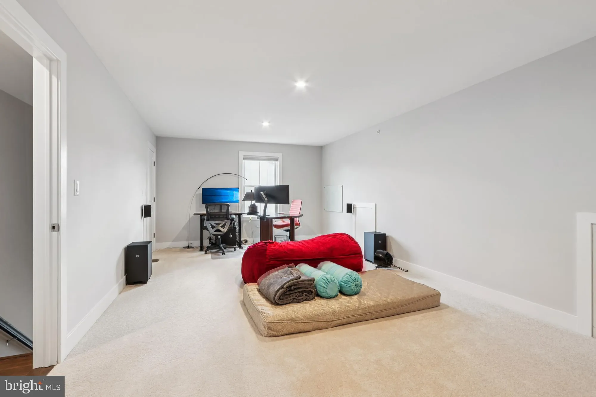 Property Slideshow image 31 of 42 | 45 riverwalk, Plainsboro, NJ, 08536