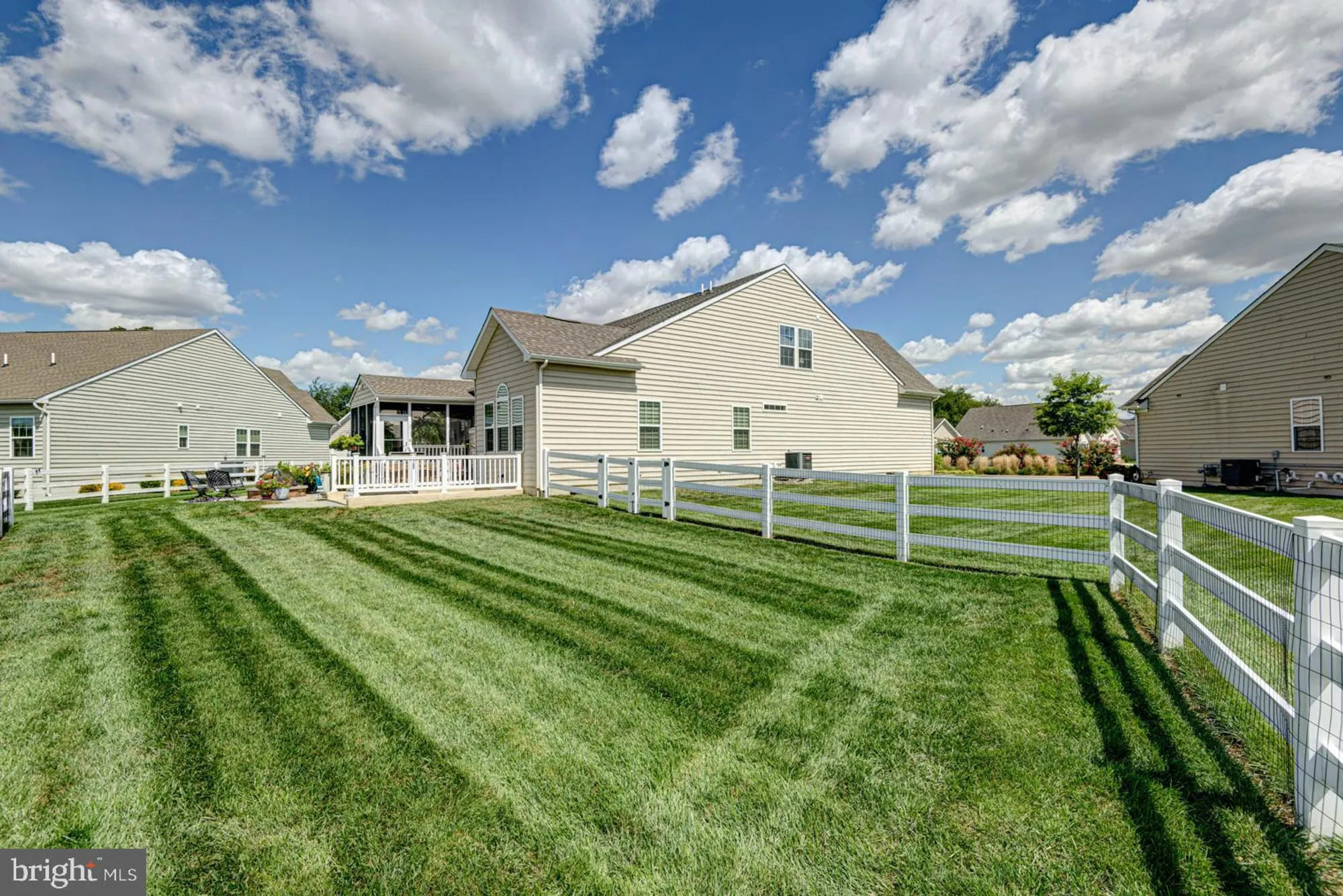 Property Slideshow image 10 of 69 | 1611 ellinor ct, Middletown, DE, 19709