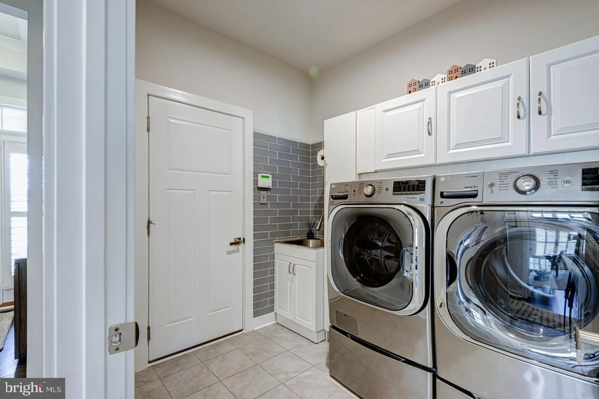 Property Slideshow image 21 of 69 | 1611 ellinor ct, Middletown, DE, 19709