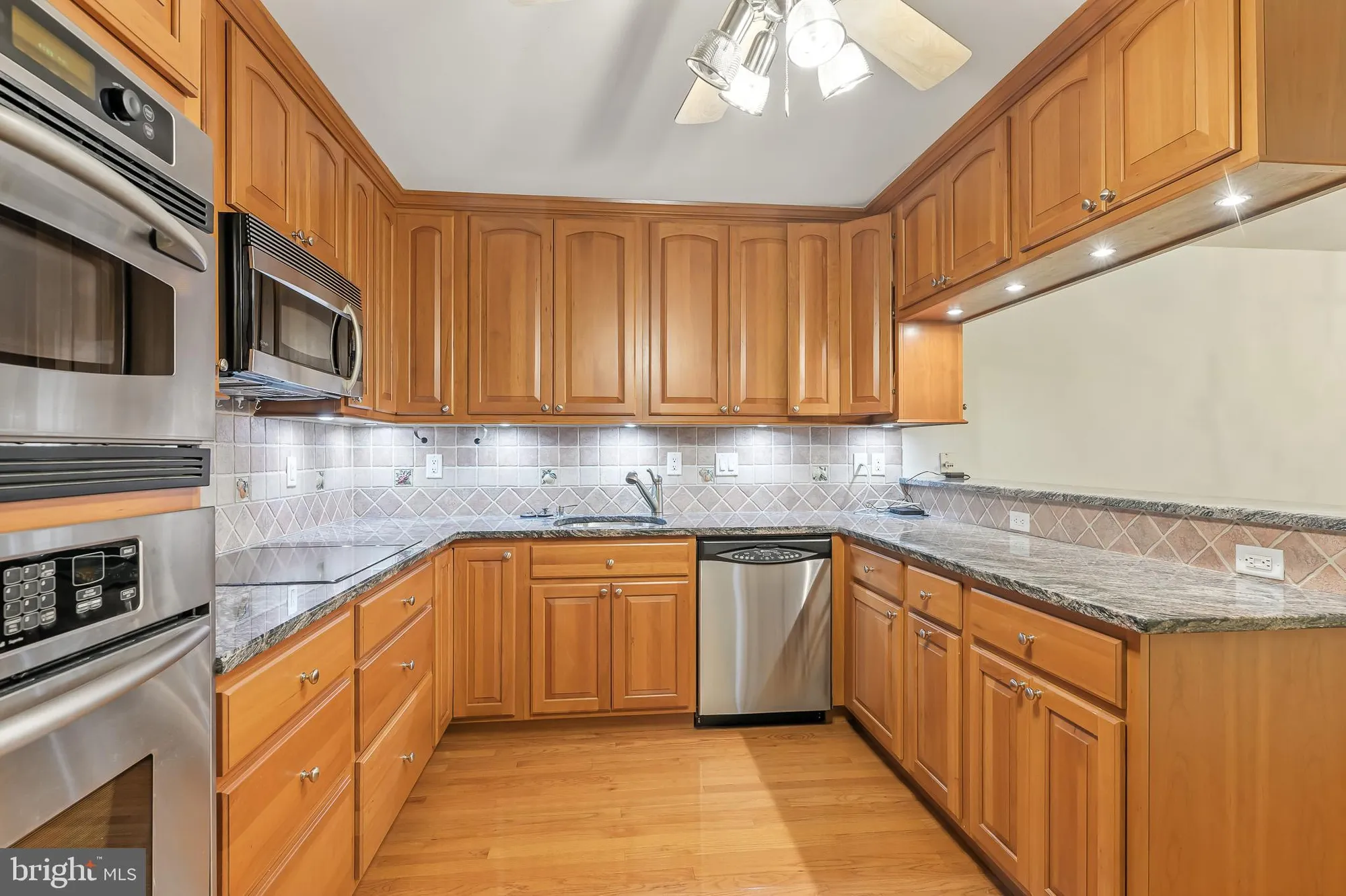 Property Slideshow image 9 of 30 | 133 lynthwaite farm ln, Wilmington, DE, 19803