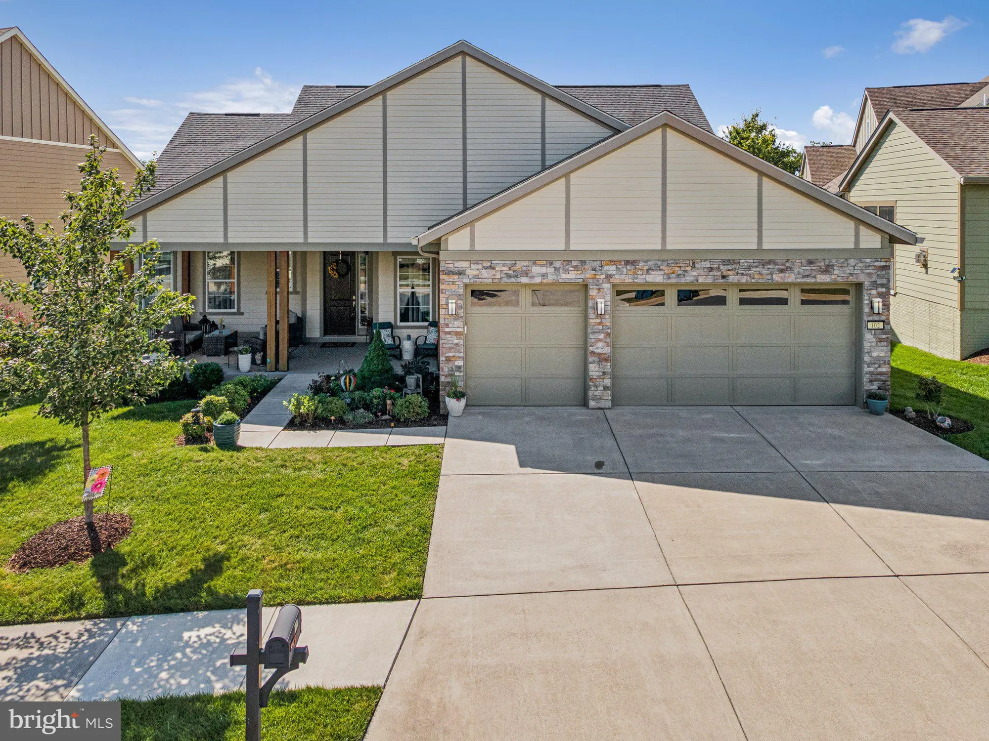 Property Slideshow image 45 of 81 | 102 phoebe ct, Lake Frederick, VA, 22630