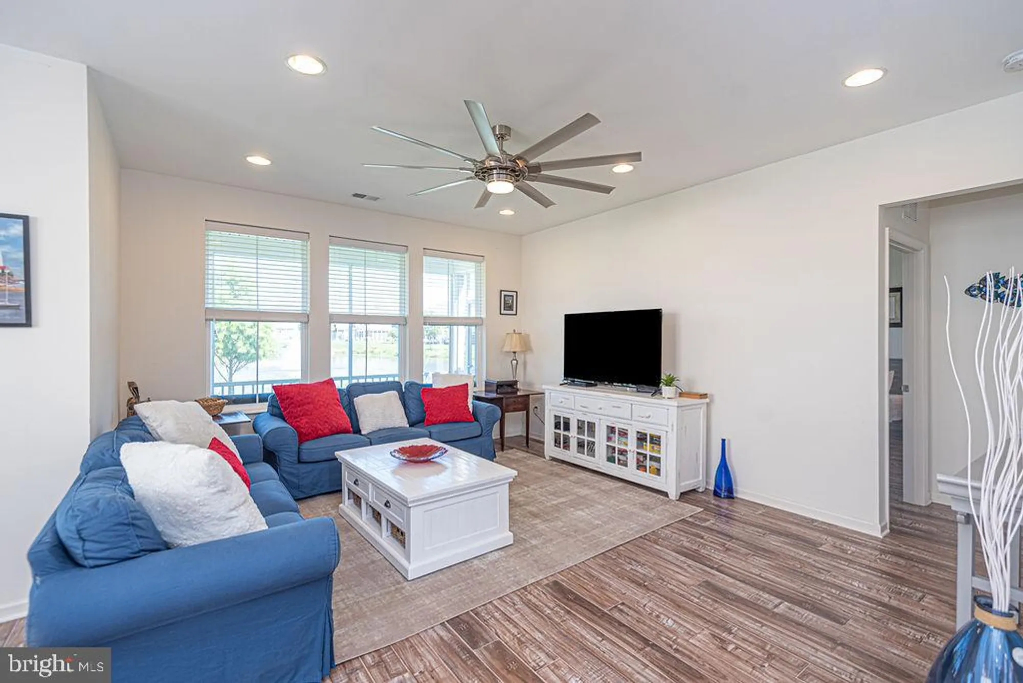 Property Slideshow image 17 of 66 | 17010 bellevue ct, Millville, DE, 19967