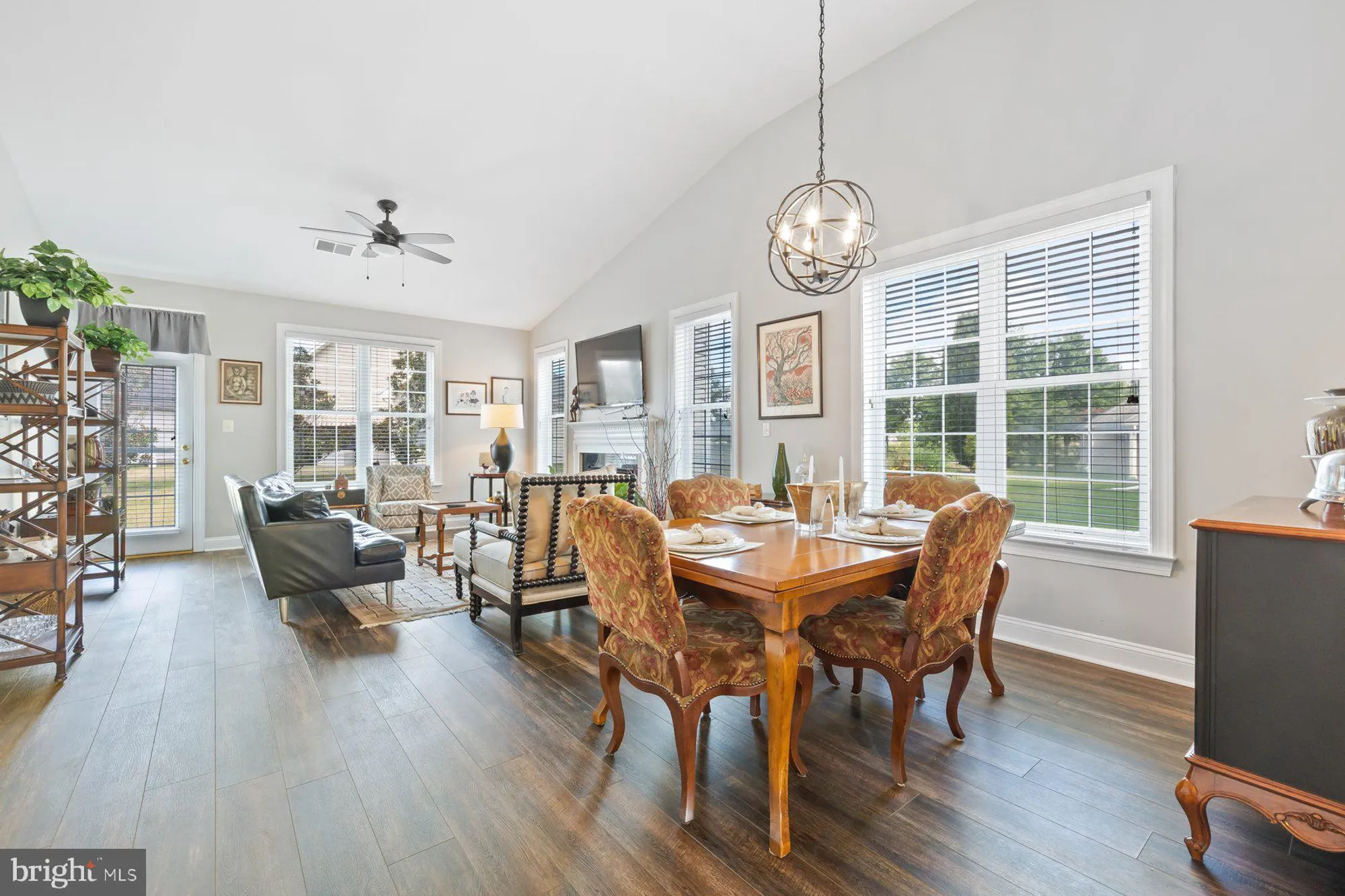 Property Slideshow image 13 of 38 | 4909 keswick ct, White Plains, MD, 20695