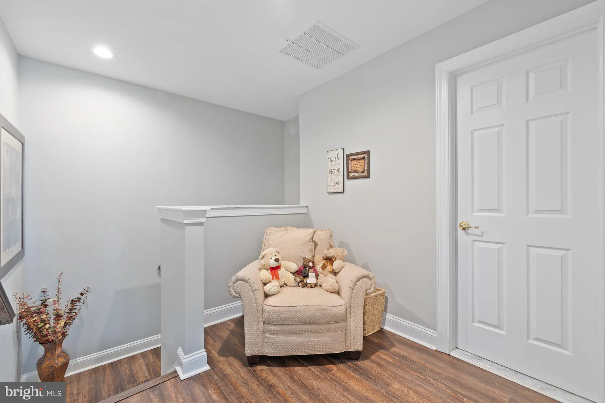 Property Slideshow image 33 of 38 | 4909 keswick ct, White Plains, MD, 20695