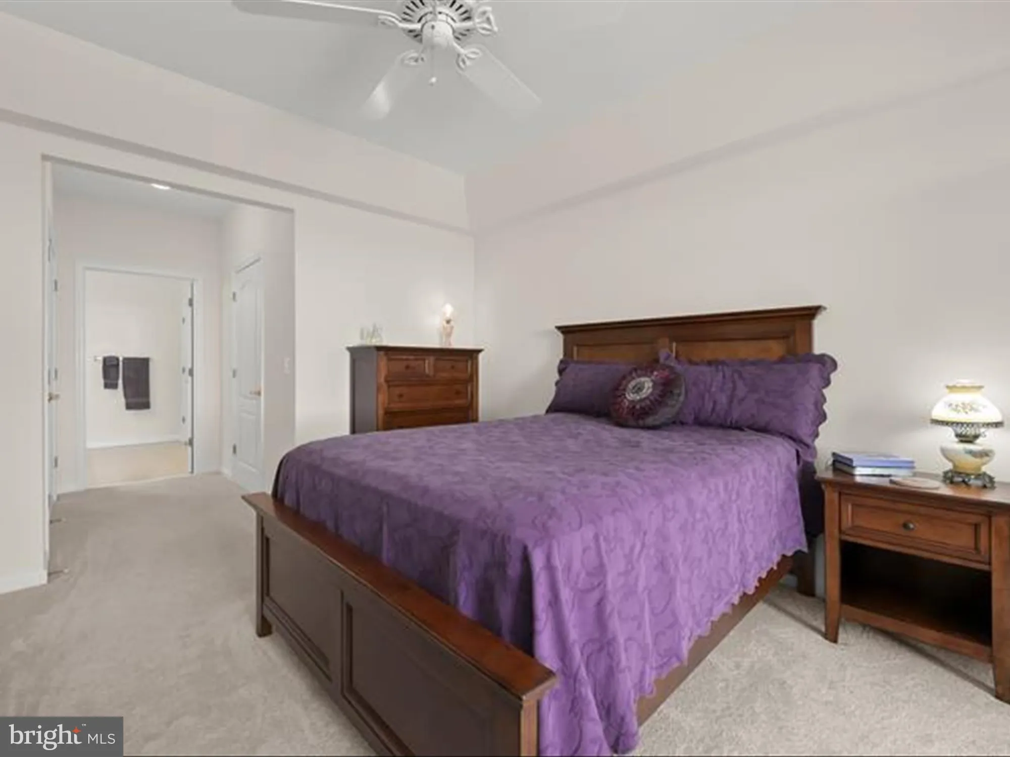 Property Slideshow image 22 of 40 | 7325 brookview rd 305, Elkridge, MD, 21075
