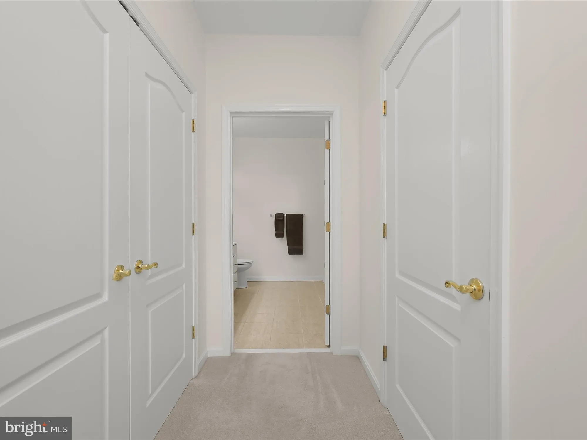 Property Slideshow image 24 of 40 | 7325 brookview rd 305, Elkridge, MD, 21075
