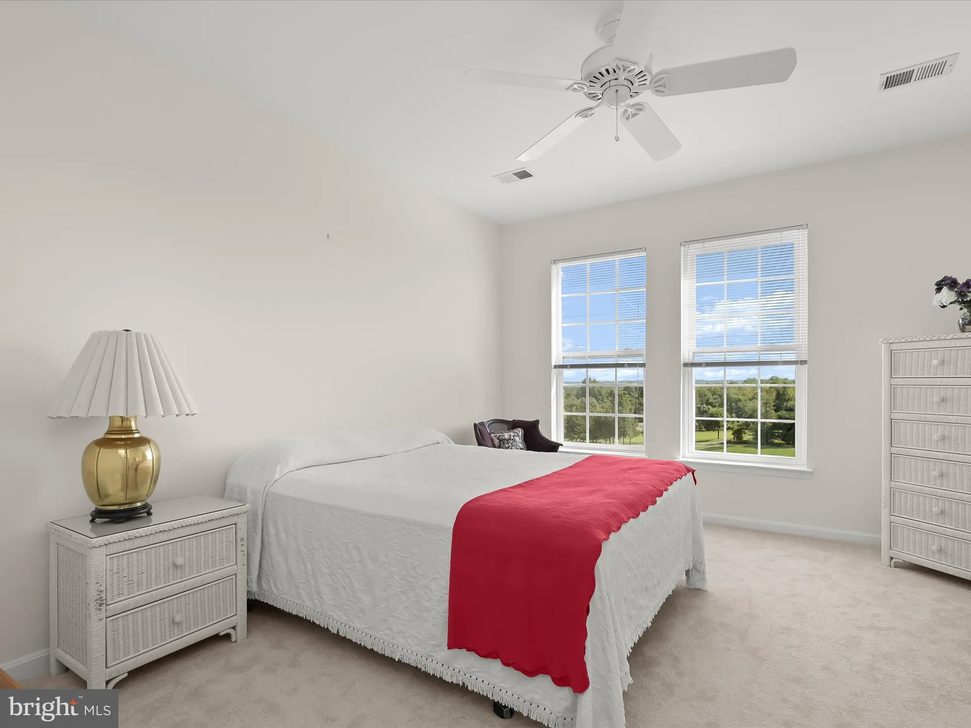 Property Slideshow image 28 of 40 | 7325 brookview rd 305, Elkridge, MD, 21075