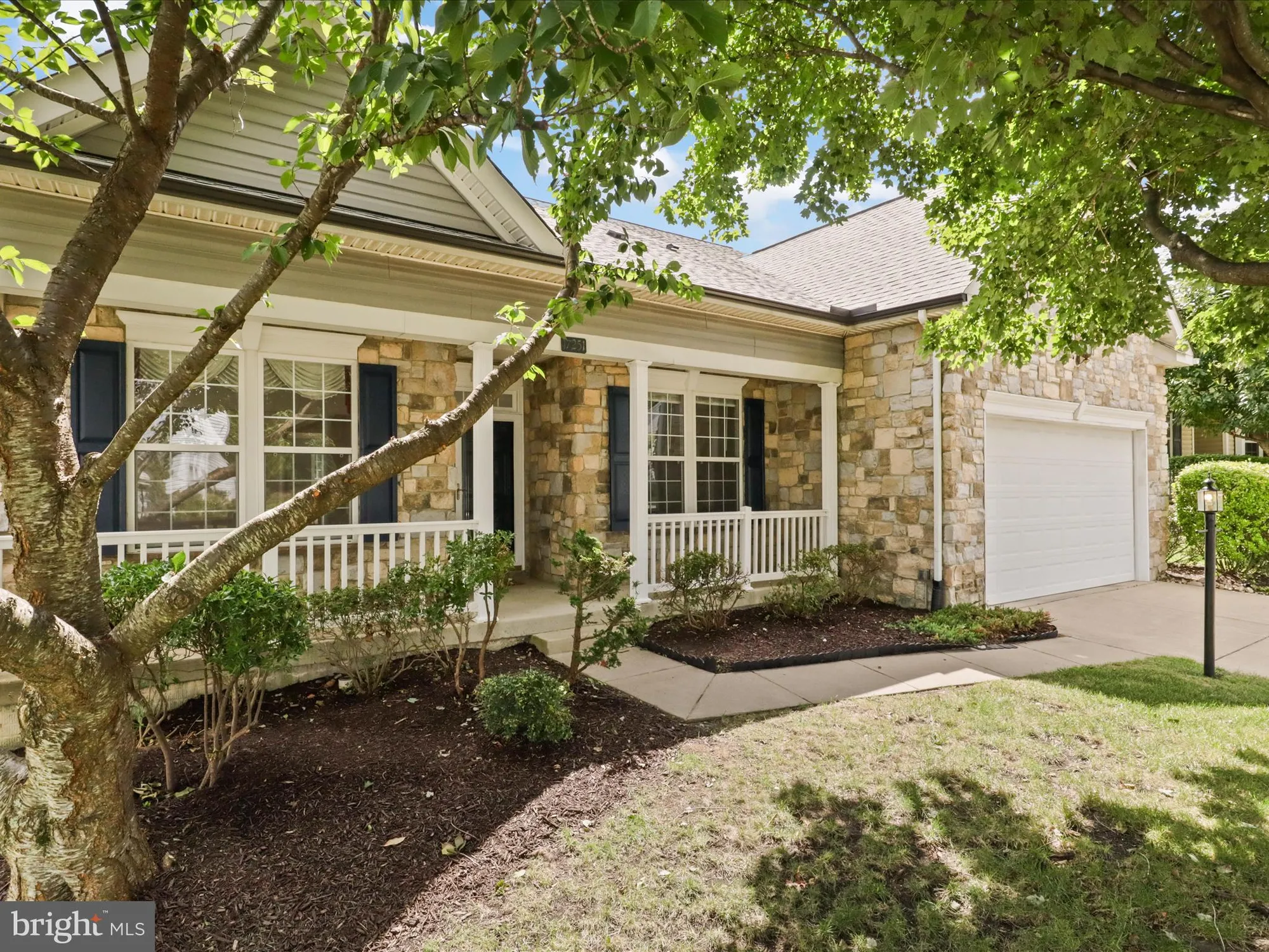 Property Slideshow image 2 of 74 | 17251 four seasons dr, Dumfries, VA, 22025