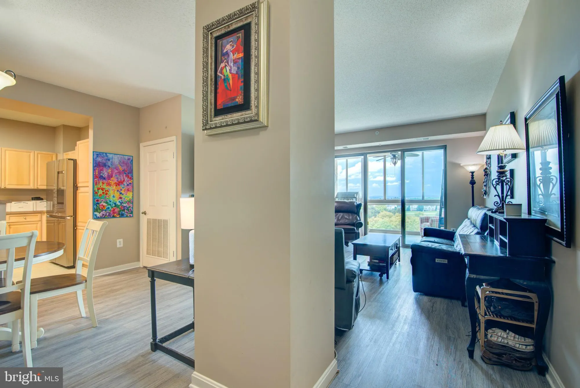 Property Slideshow image 18 of 60 | 19365 cypress ridge ter unit 1102, Leesburg, VA, 20176